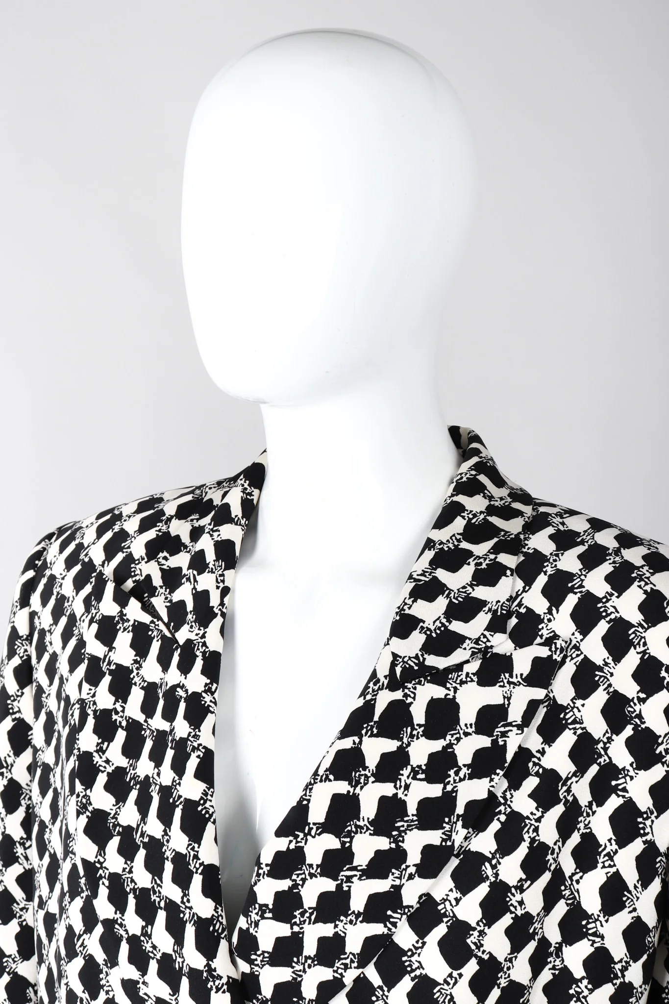 Checkered Jacket and Pants - Image 8