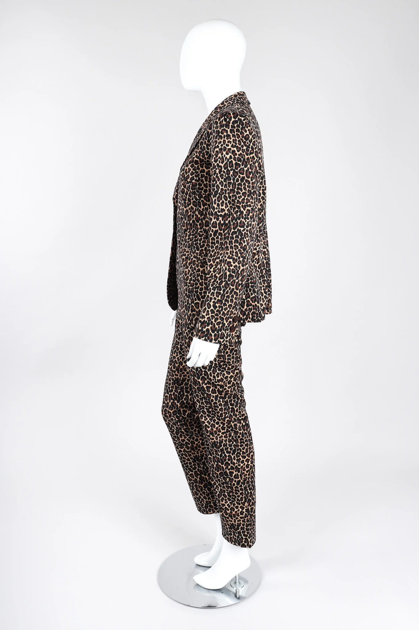 Cheetah Print Suit - Image 4