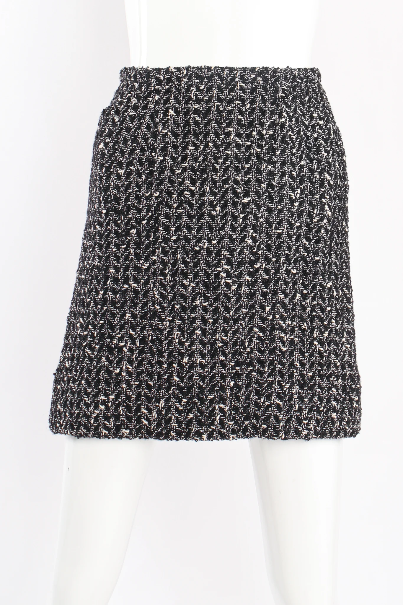 1997 A/W Chevron Tweed Jacket & Skirt Set - Image 10