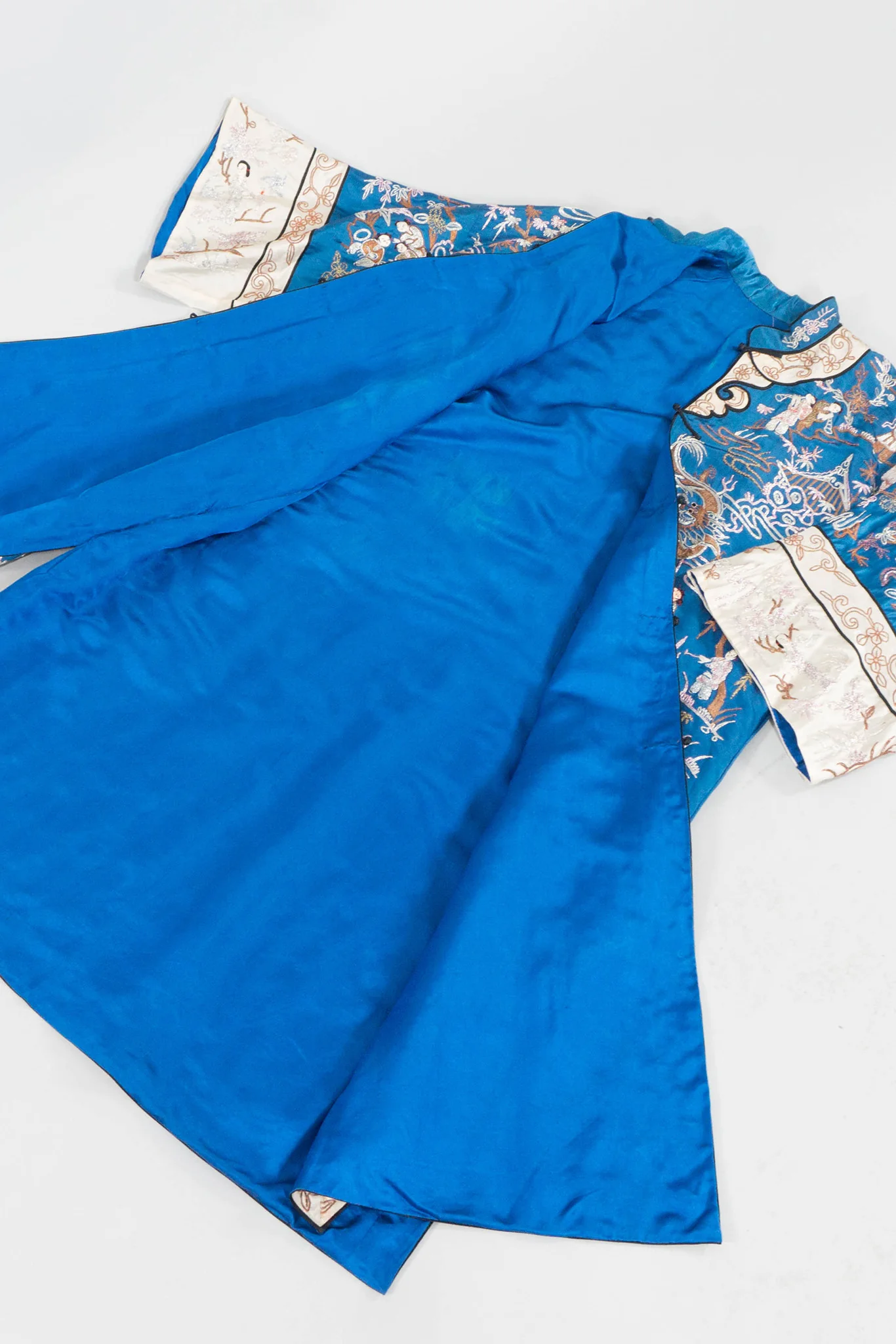 Chinese Metal Embroidered Village Robe - Image 11