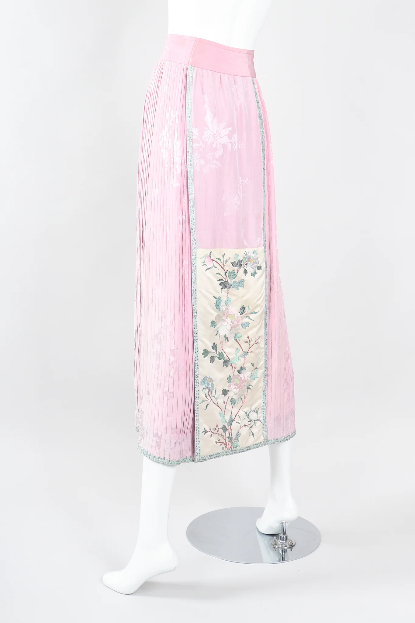 Chinese Spring Blossom Pleated Skirt - Image 6