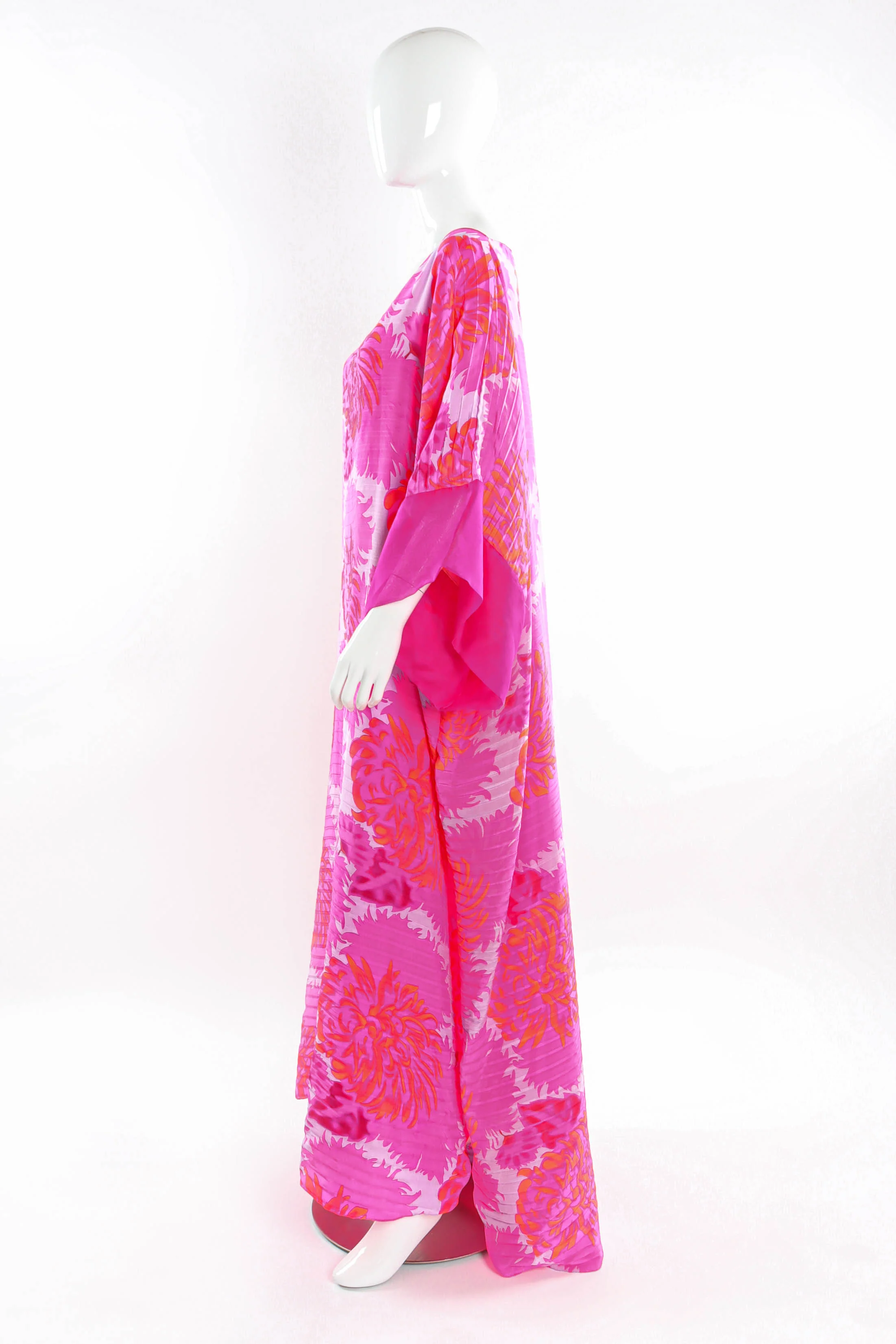 Chrysanthemum Pleat Caftan - Image 4