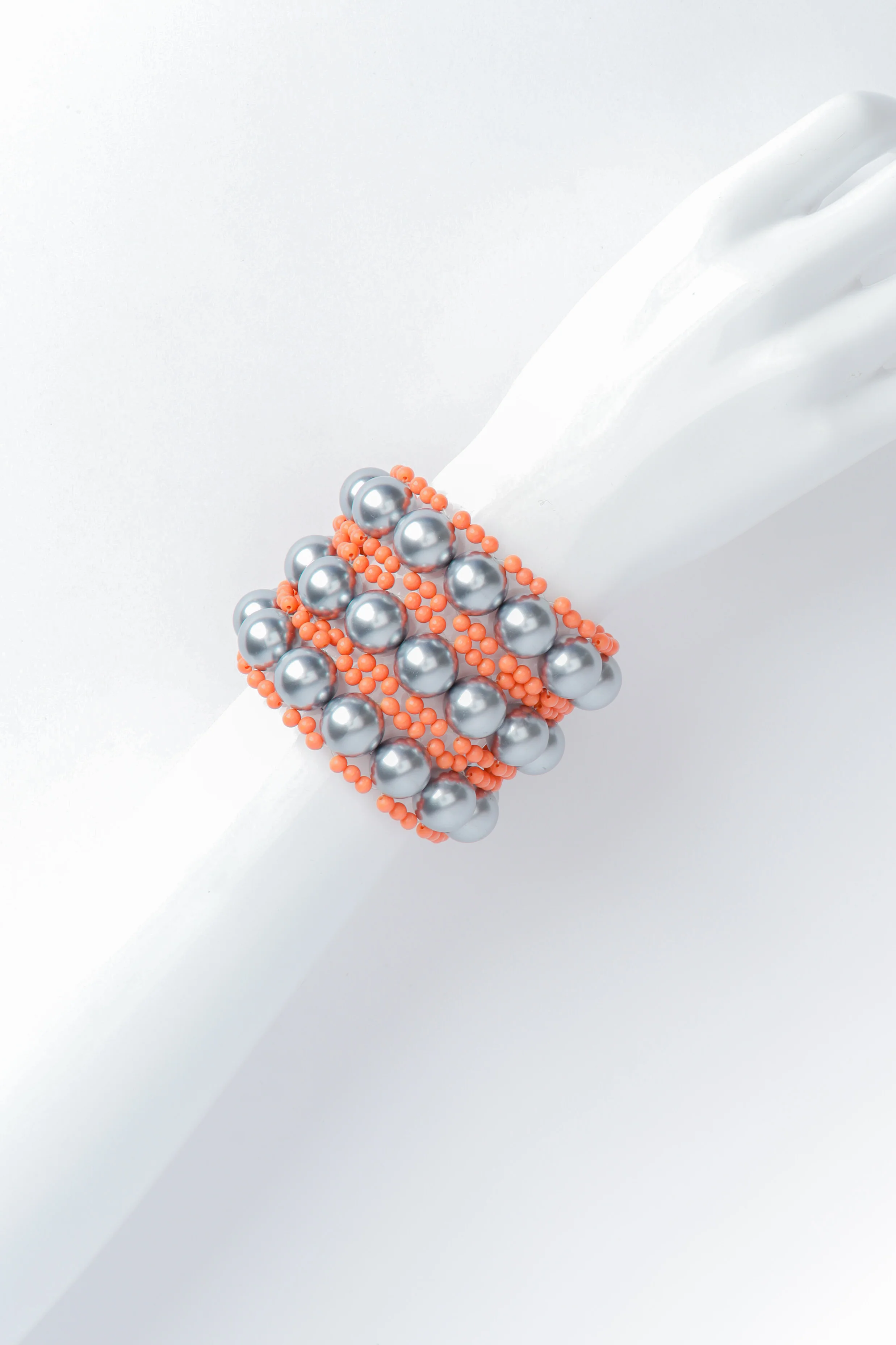 Chunky Pearl Bead Bracelet - Image 3