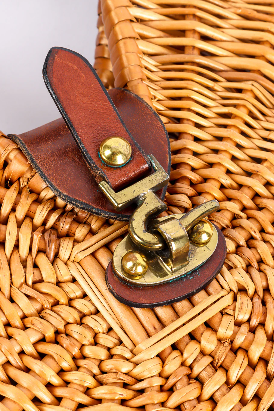Circular Wicker Bag - Image 8