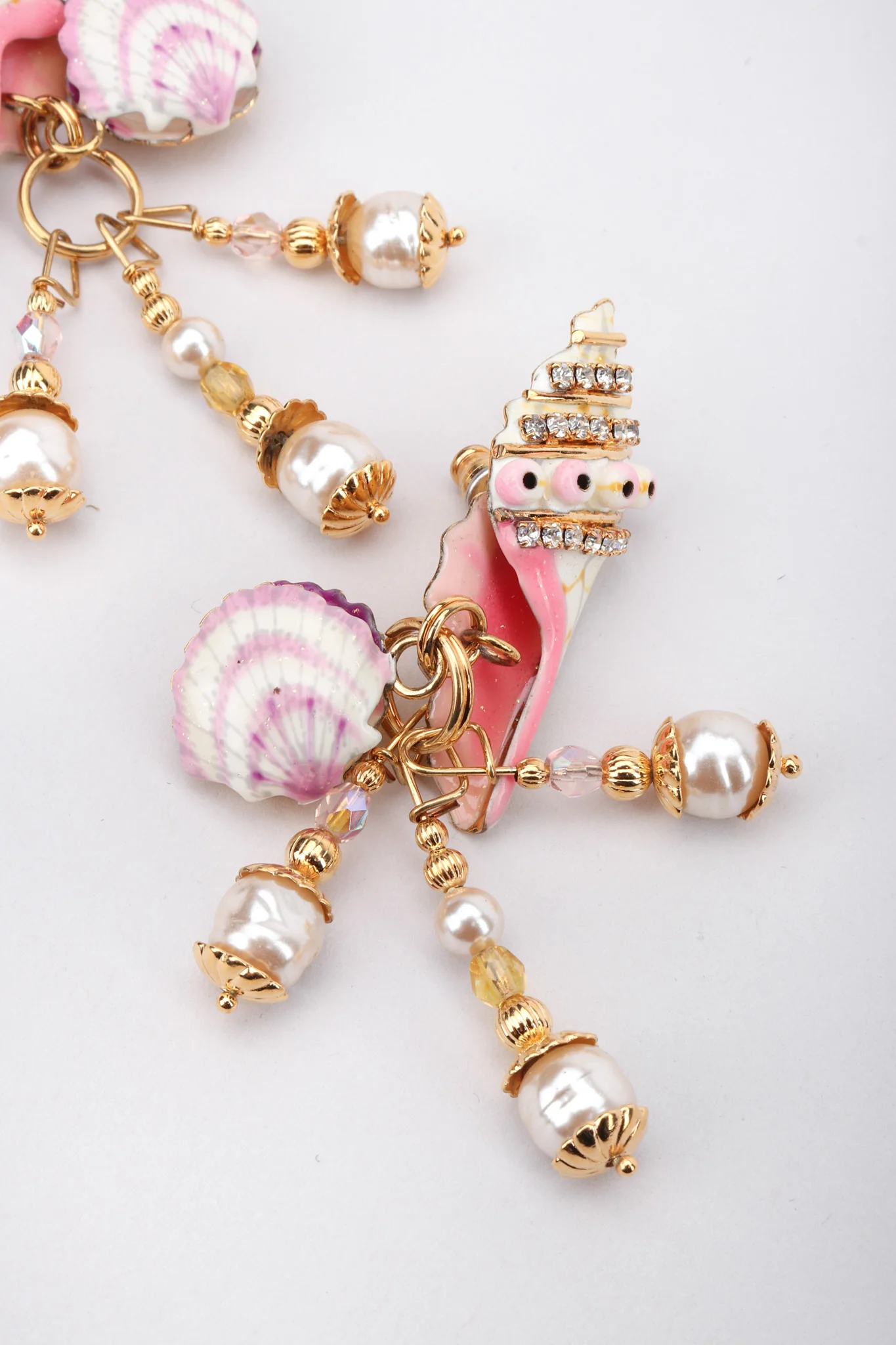 Clamdigger Shelll Earrings - Image 7