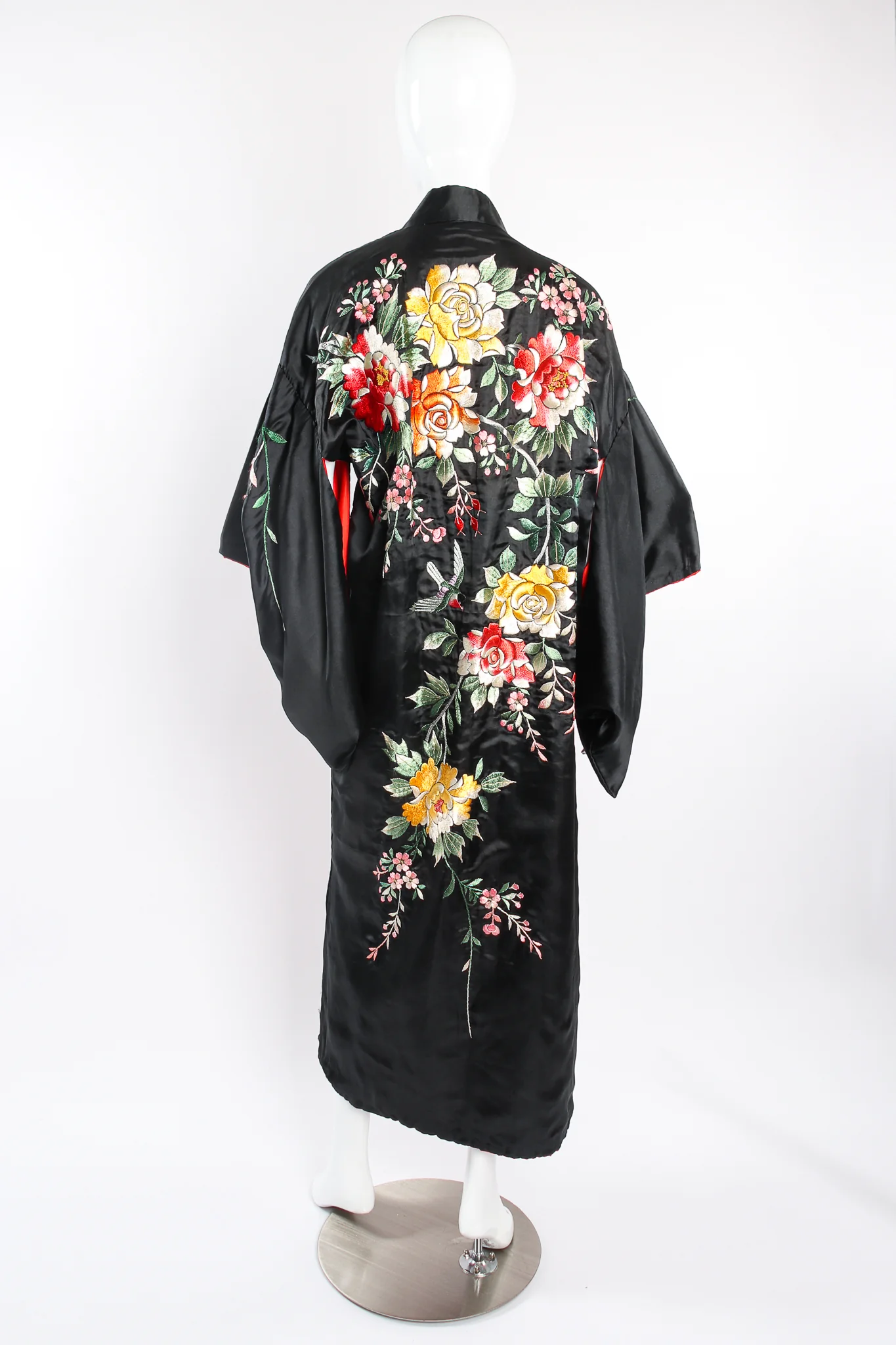 Climbing Rose Kimono