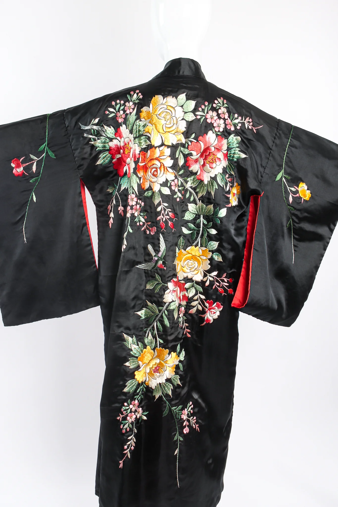Climbing Rose Kimono - Image 2