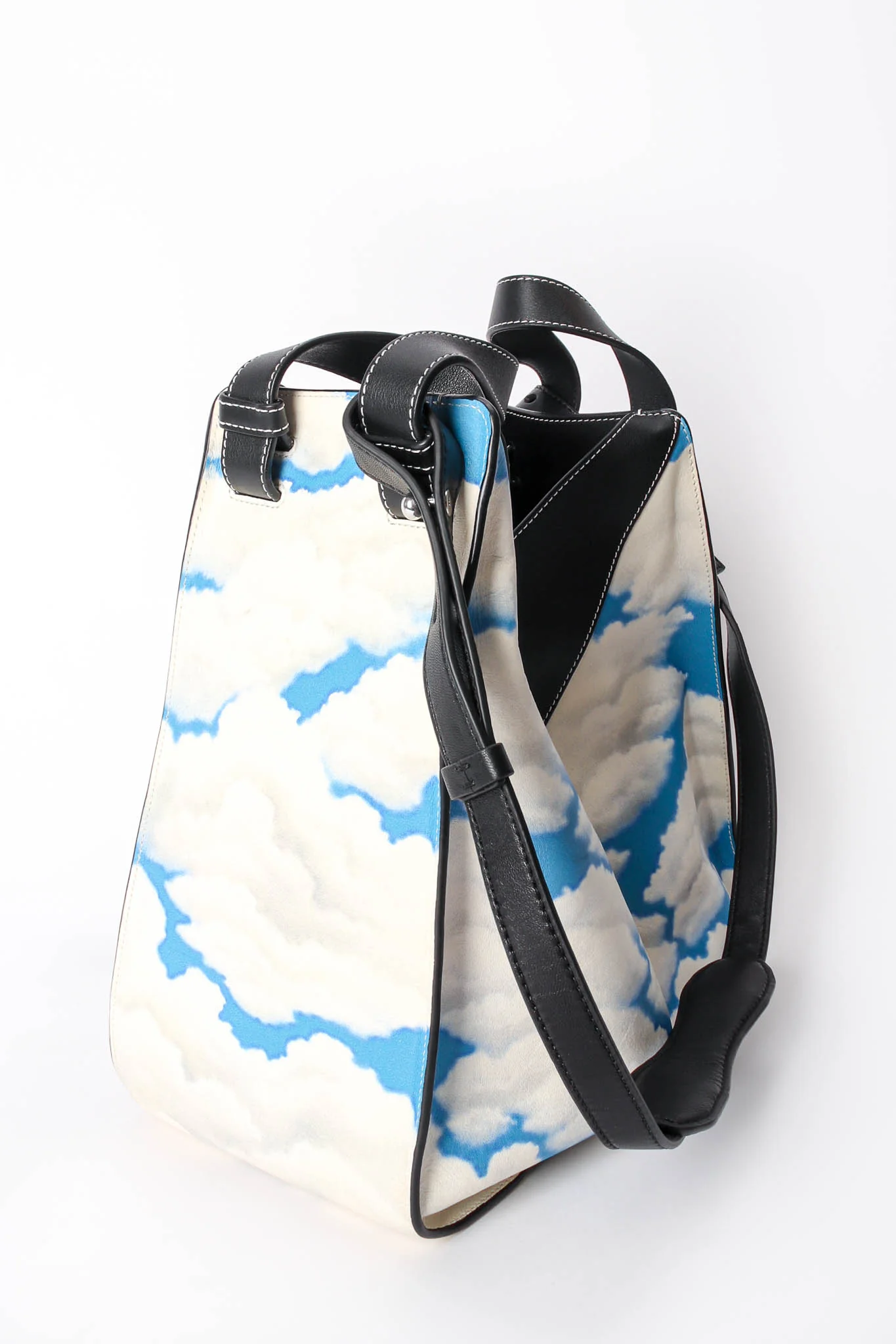 2017 S/S Cloud Print Leather Hammock Bag