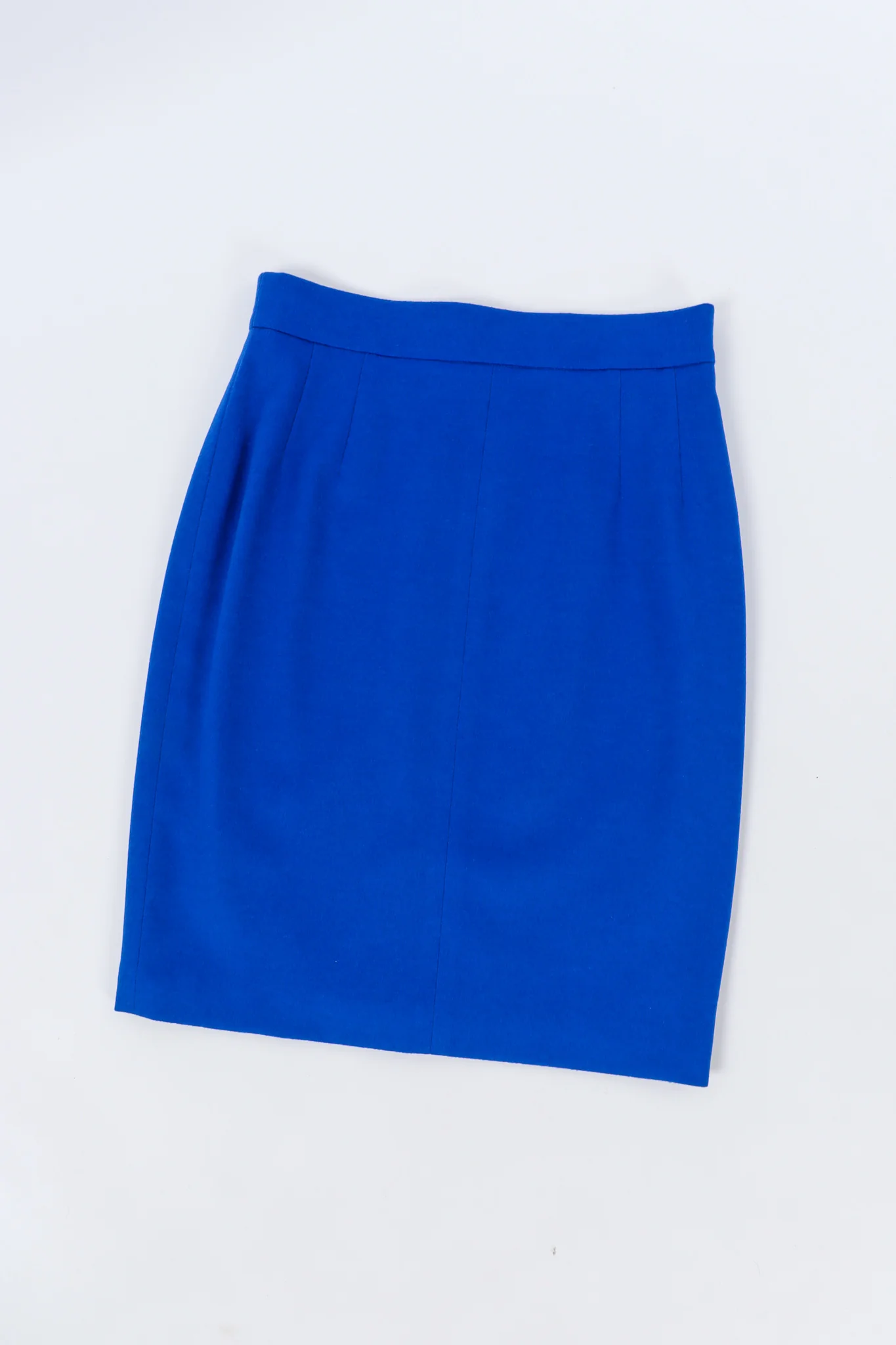 Satin Contrast Blazer & Skirt Set - Image 15