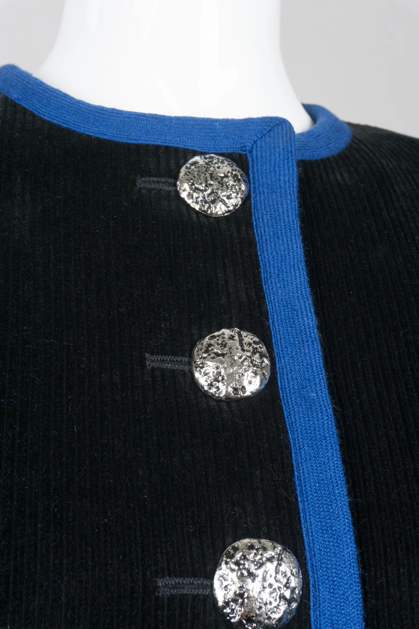 Corduroy Tassel Jacket - Image 10