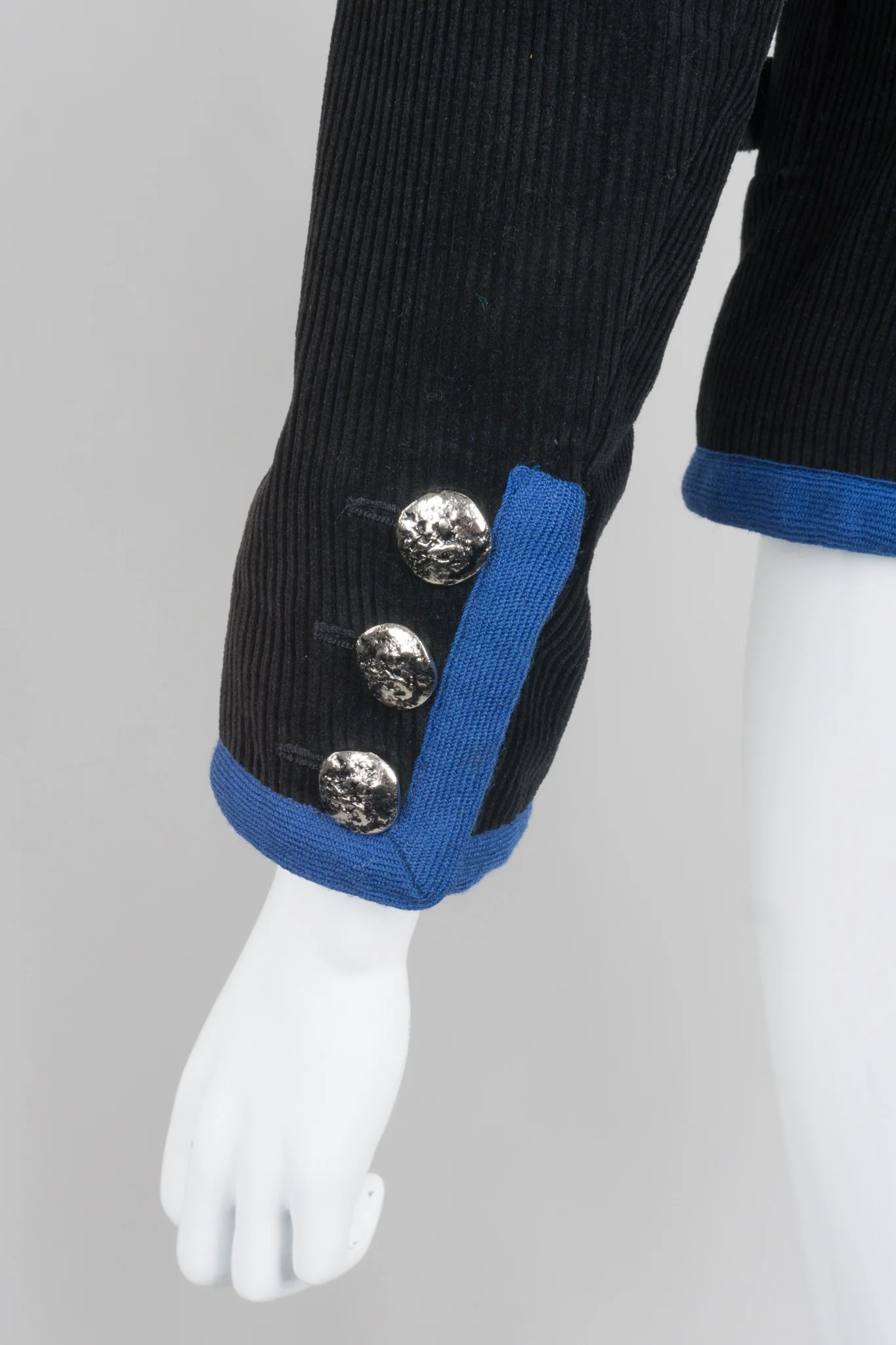 Corduroy Tassel Jacket - Image 11
