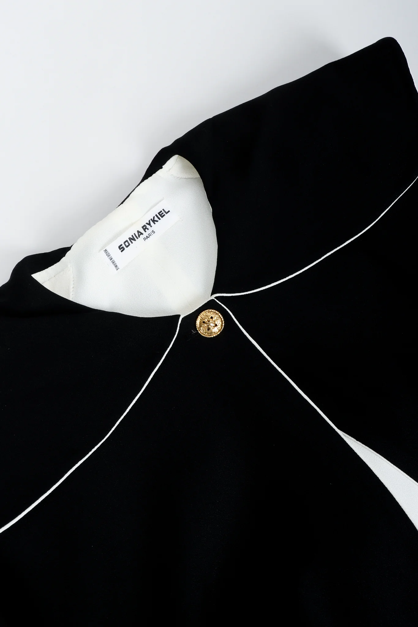 Crepe Cape & Pant Set - Image 11