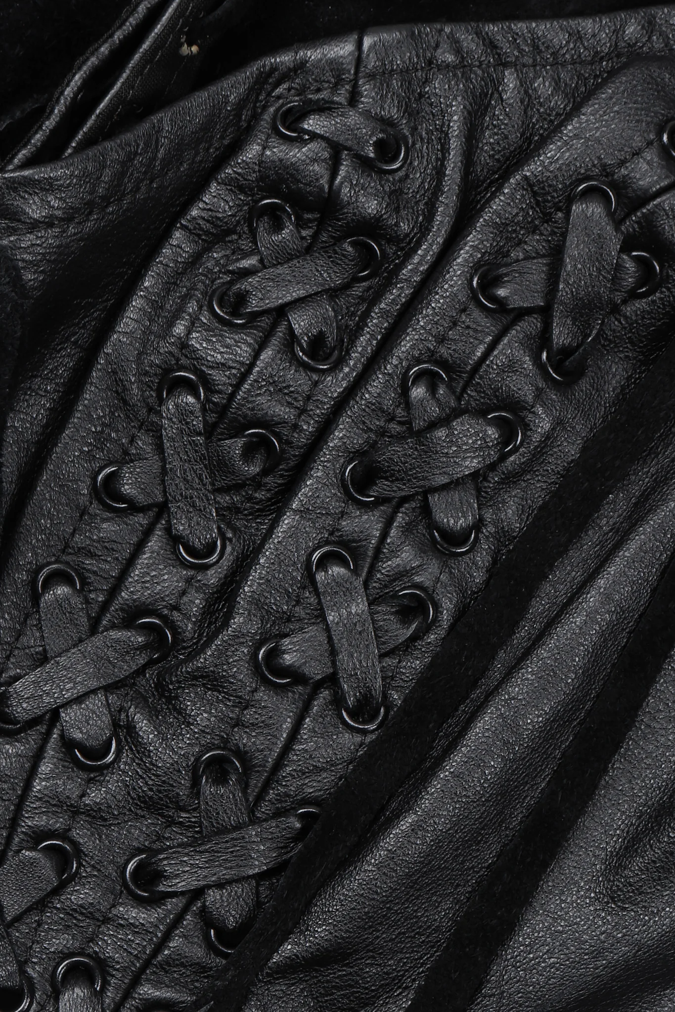 Cropped Leather Vest - Image 10