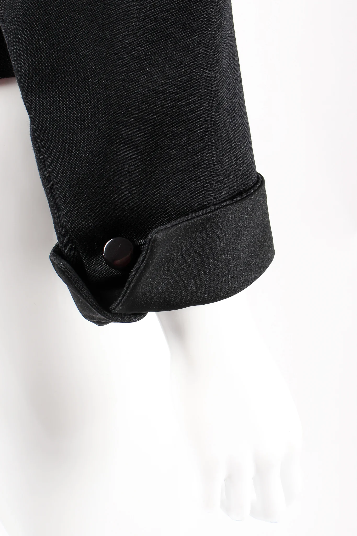 Cropped Tuxedo Jacket - Image 12