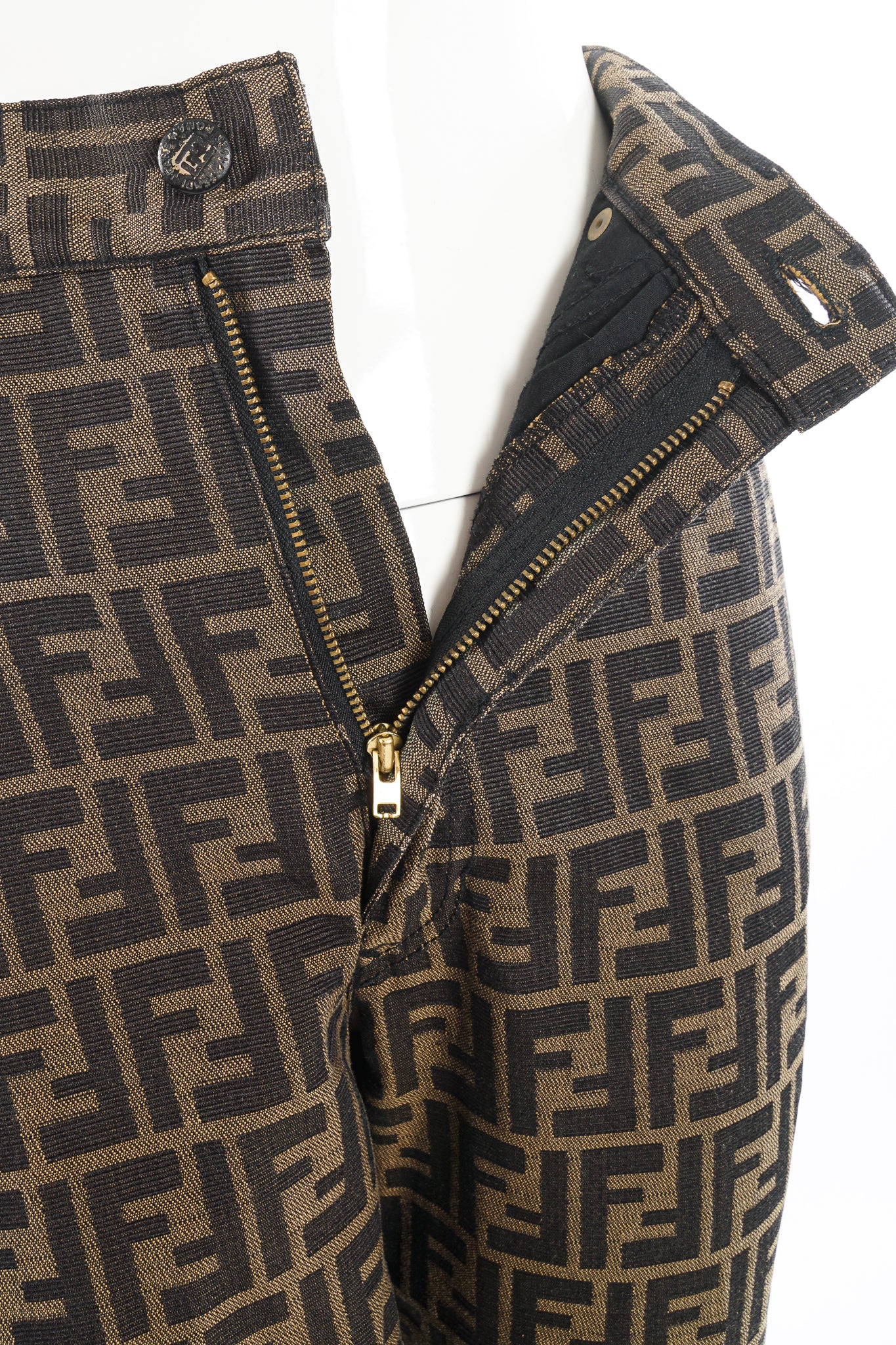 Cropped Zucca Monogram Pant - Image 9