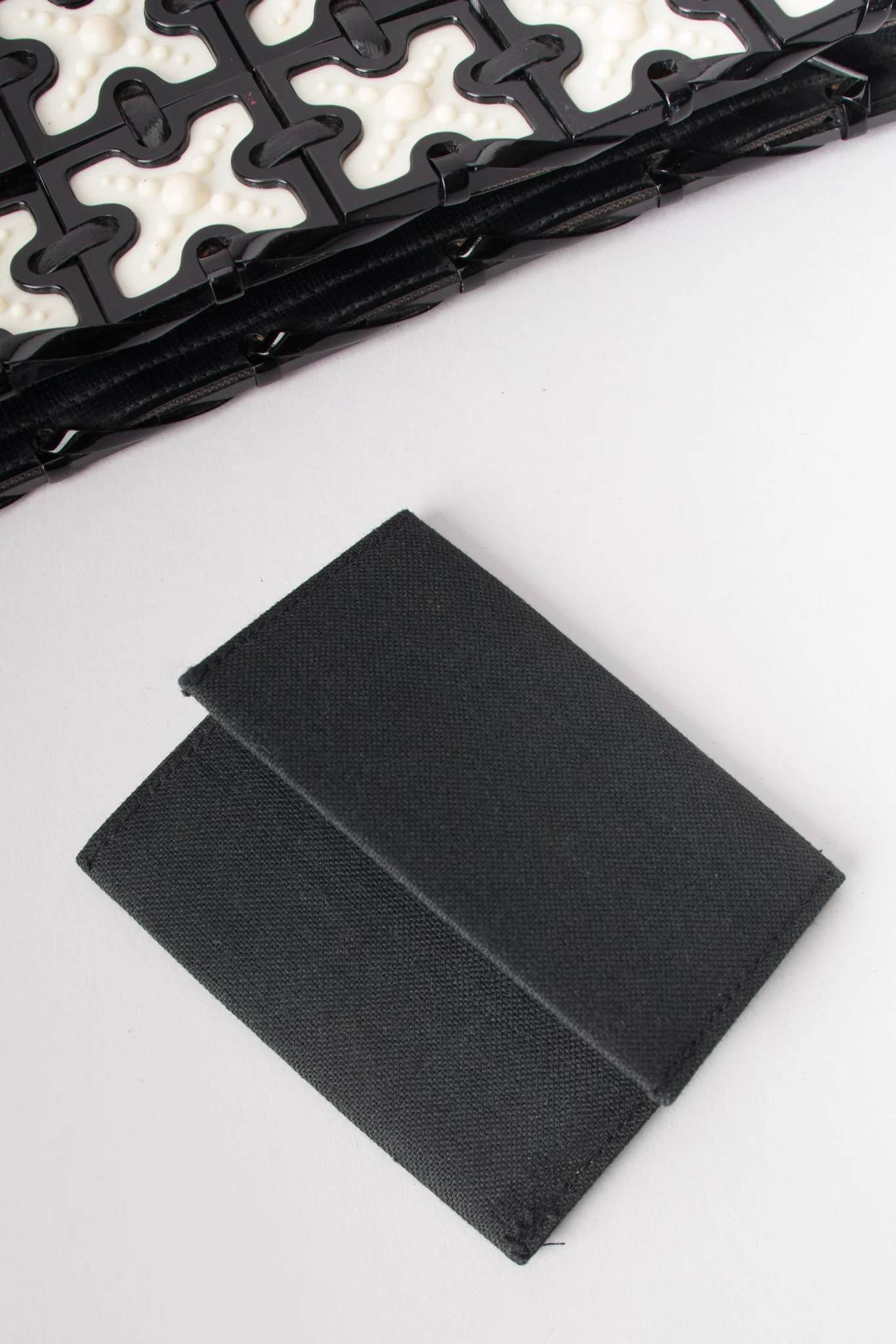 Cross Tile Clutch - Image 15