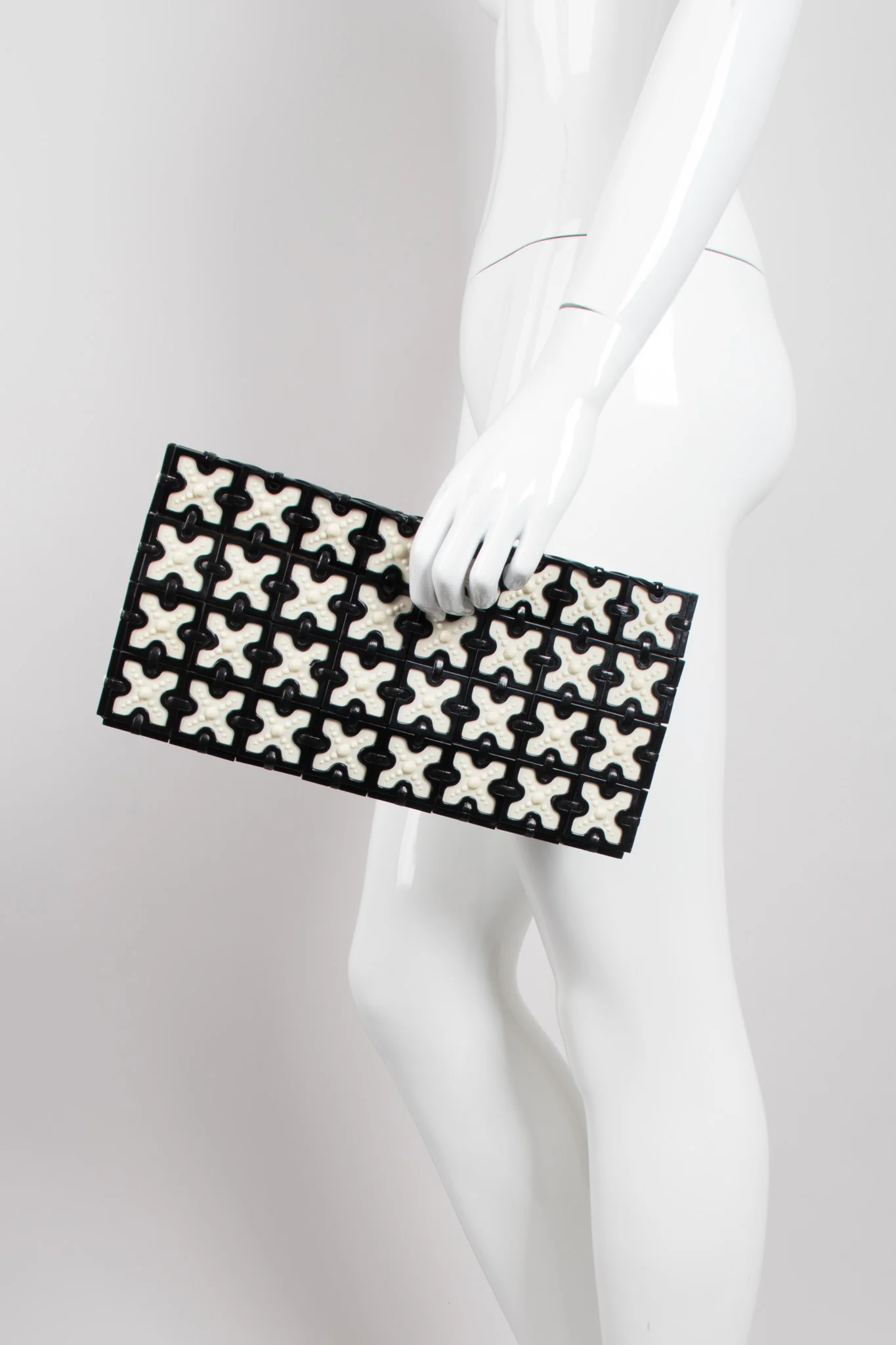 Cross Tile Clutch - Image 19