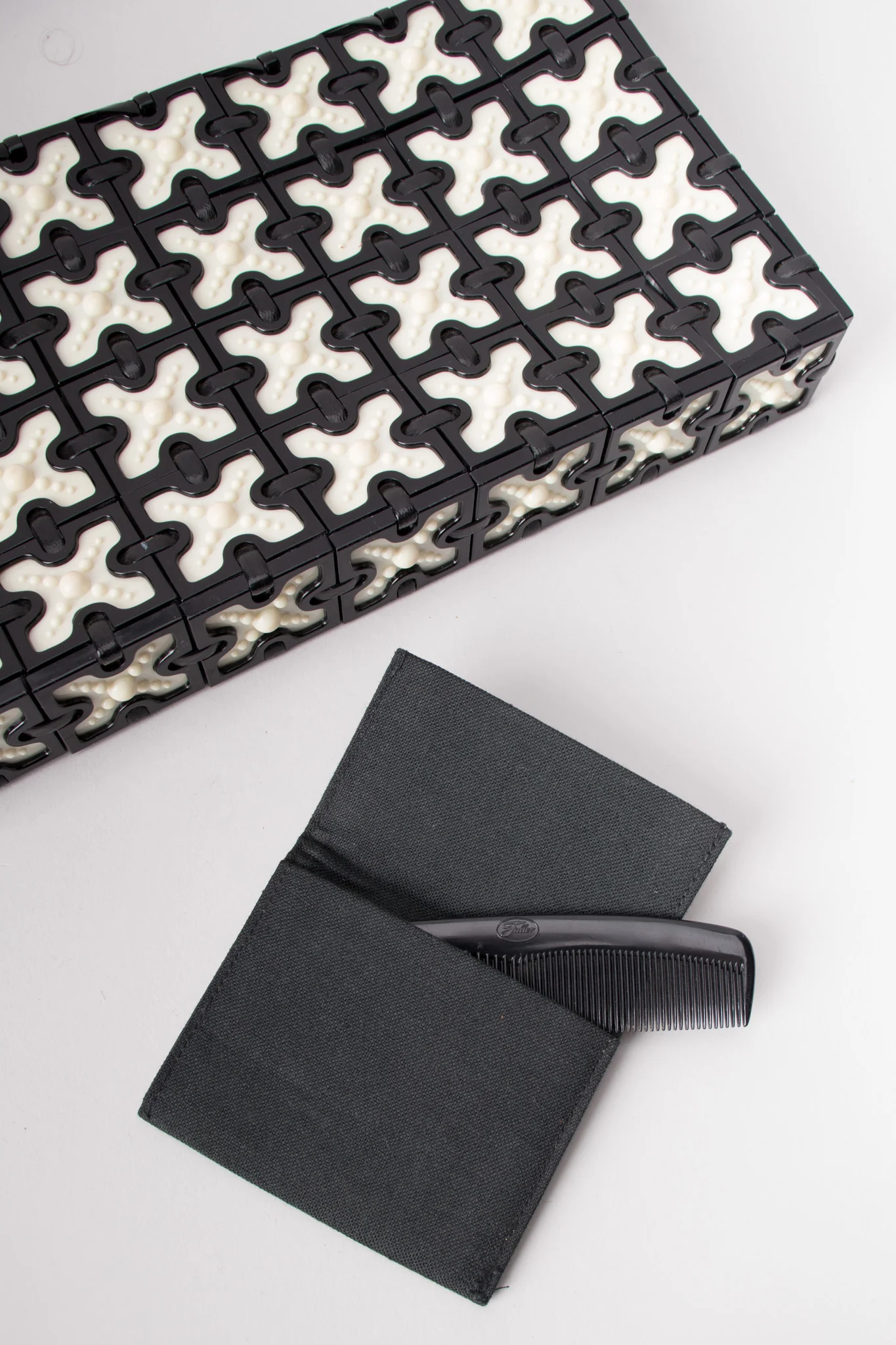 Cross Tile Clutch - Image 2