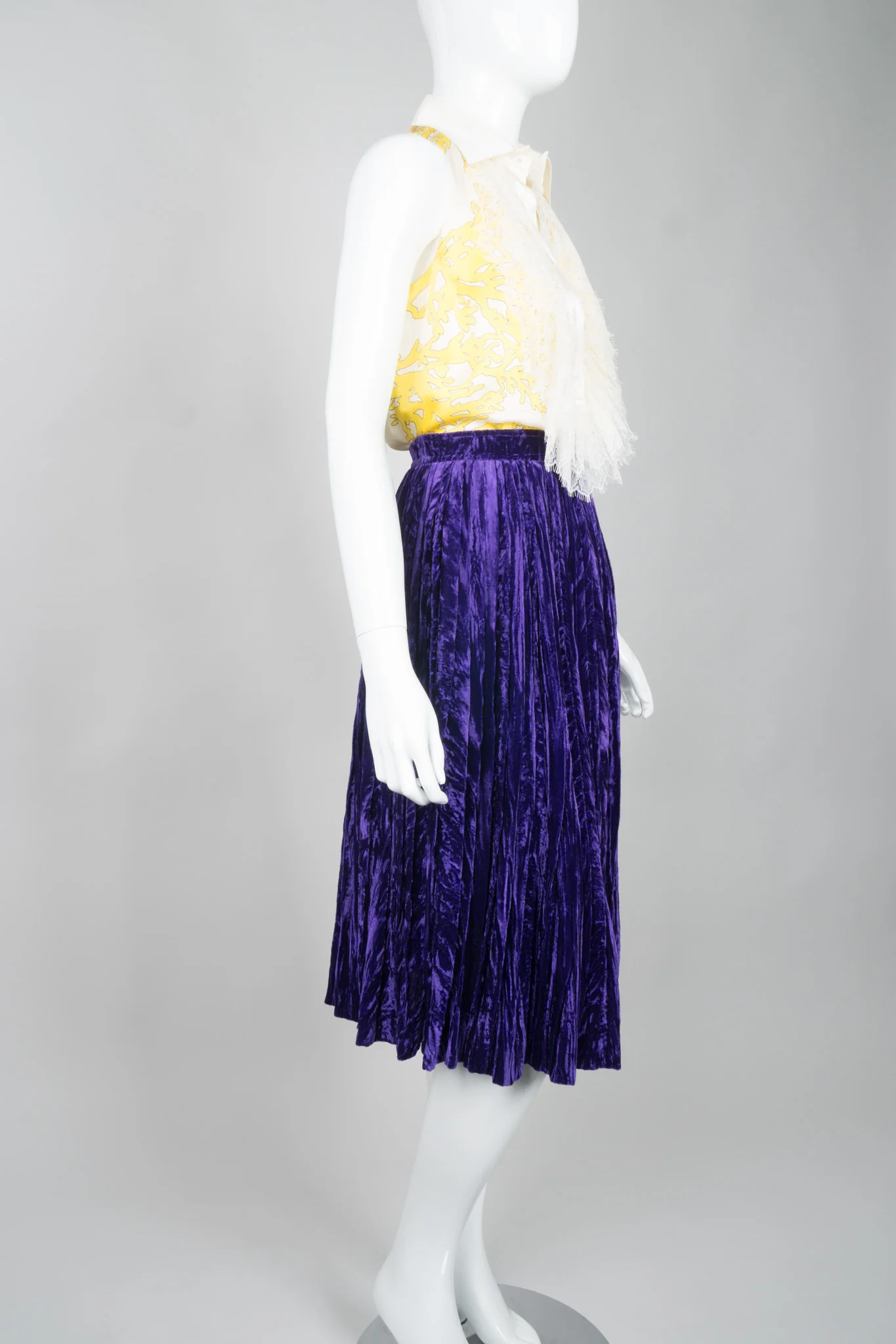 Crushed Velvet Pleated Skirt - Image 14