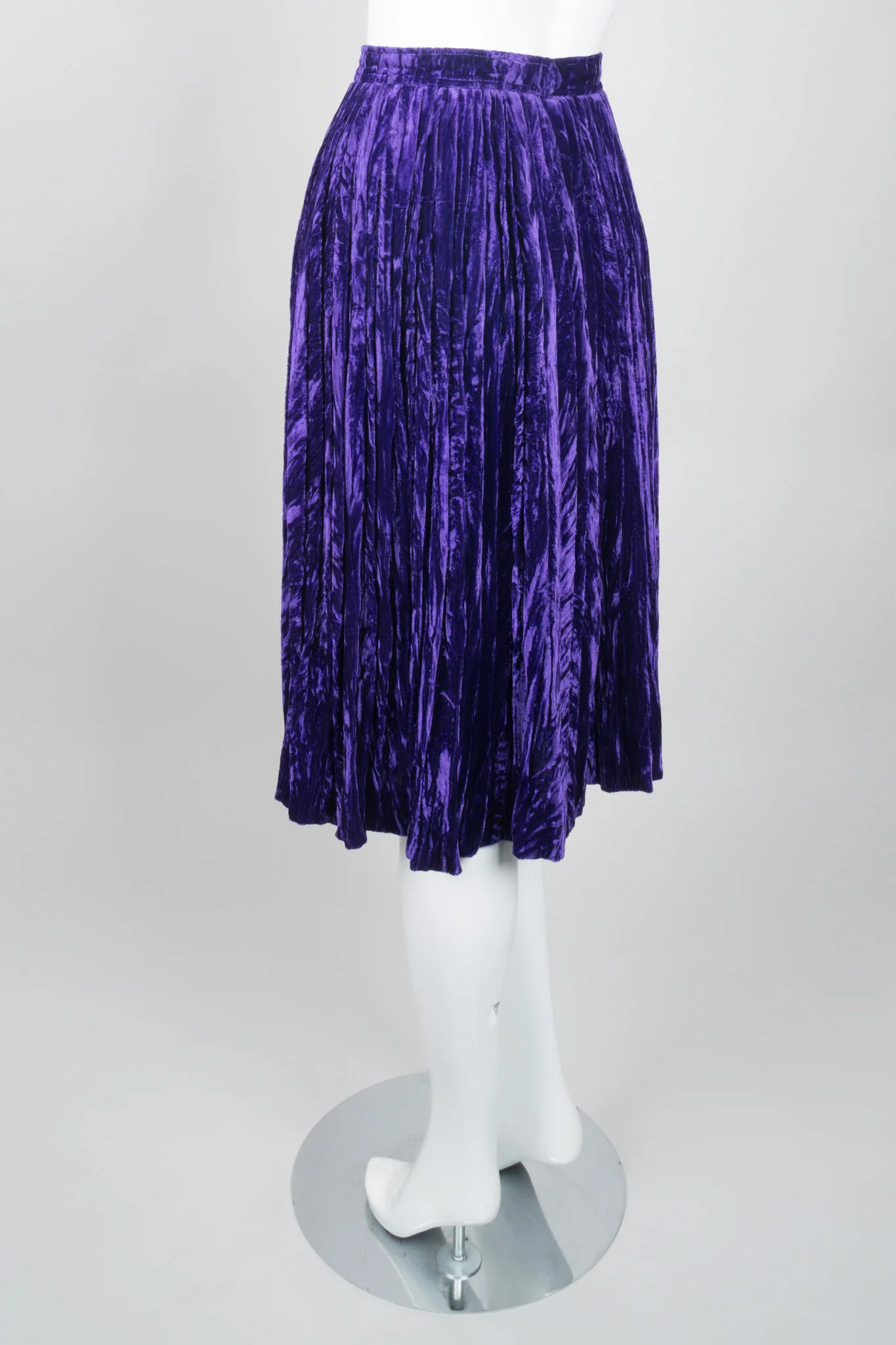 Crushed Velvet Pleated Skirt - Image 5