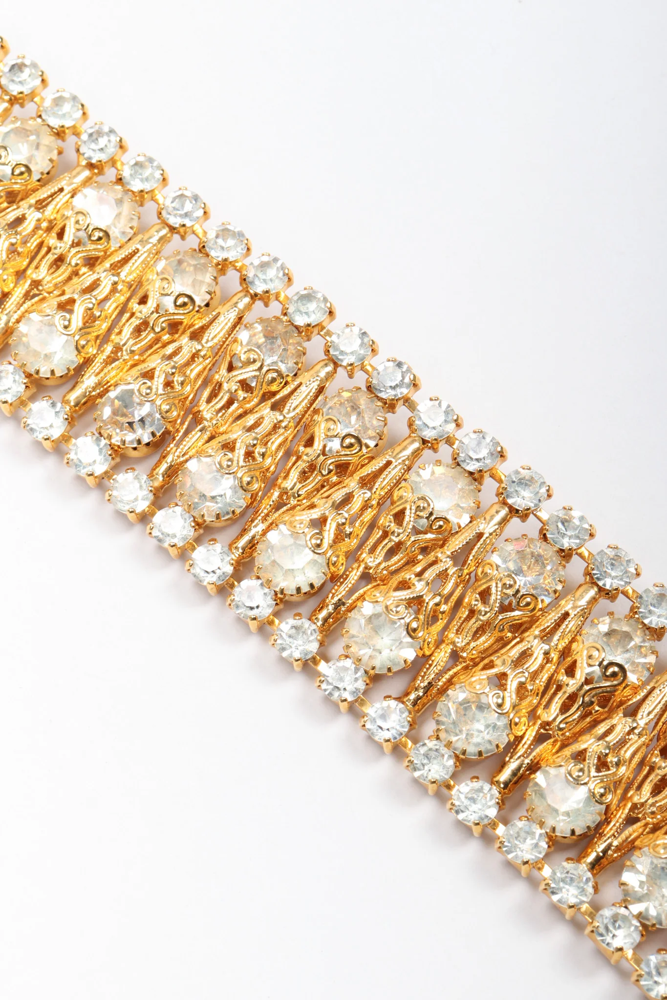 Crystal Filigree Ice Cream Choker - Image 4