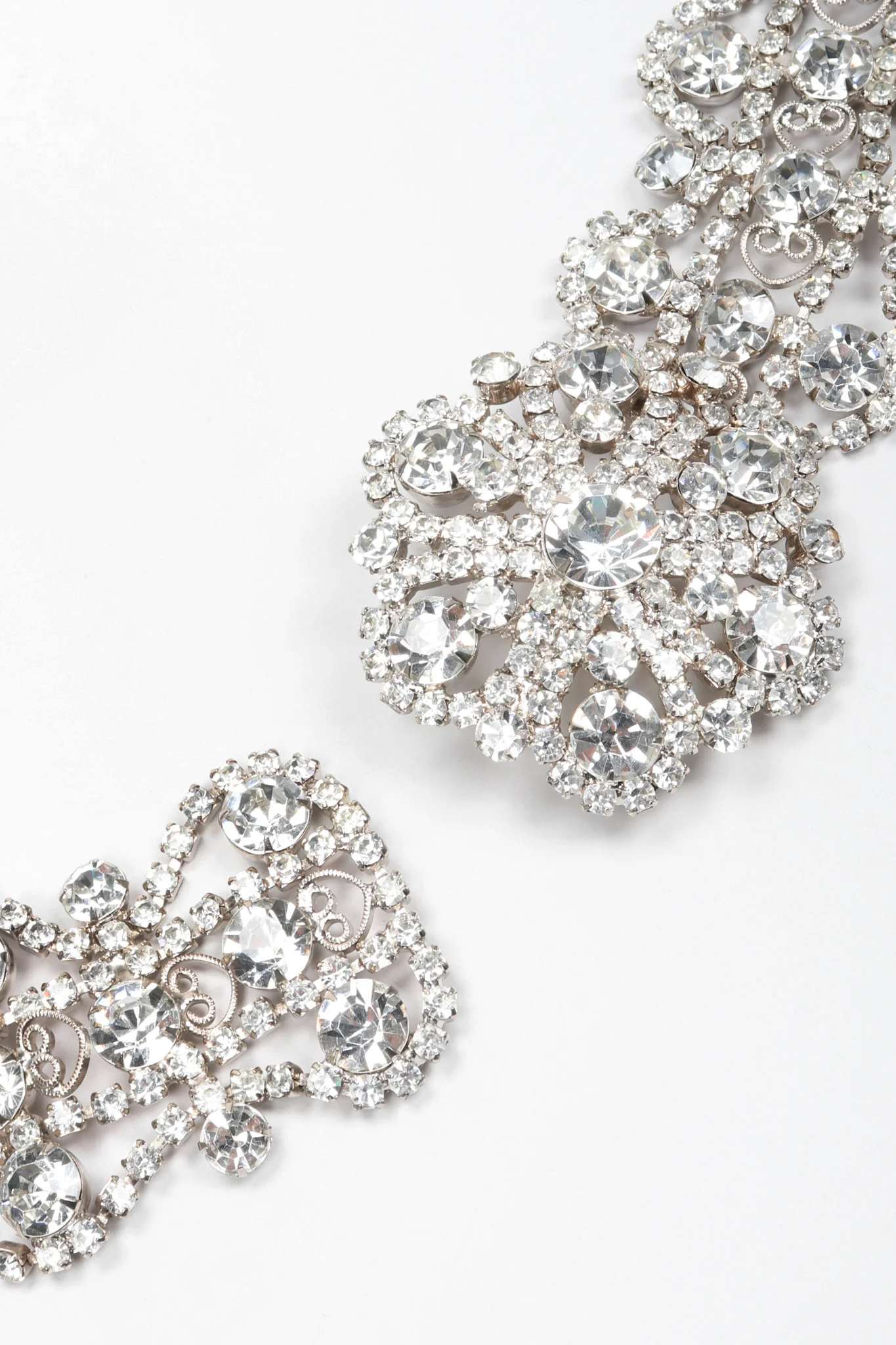 Crystal Metal Lace Belt - Image 5