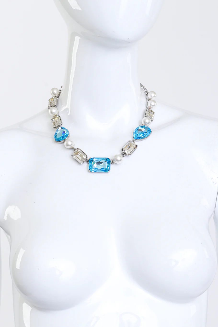 Crystal & Pearl Collar Necklace - Image 3
