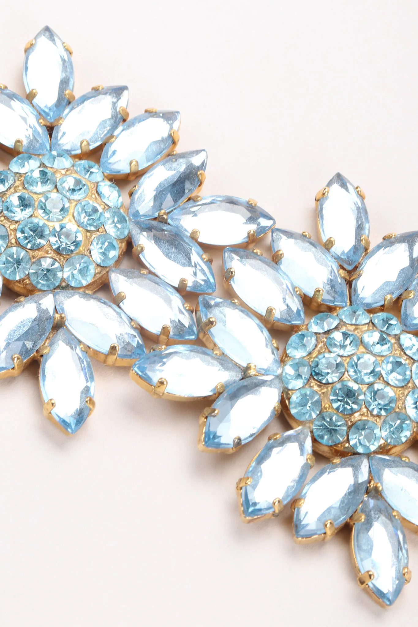 Crystal Daisy Earrings - Image 6