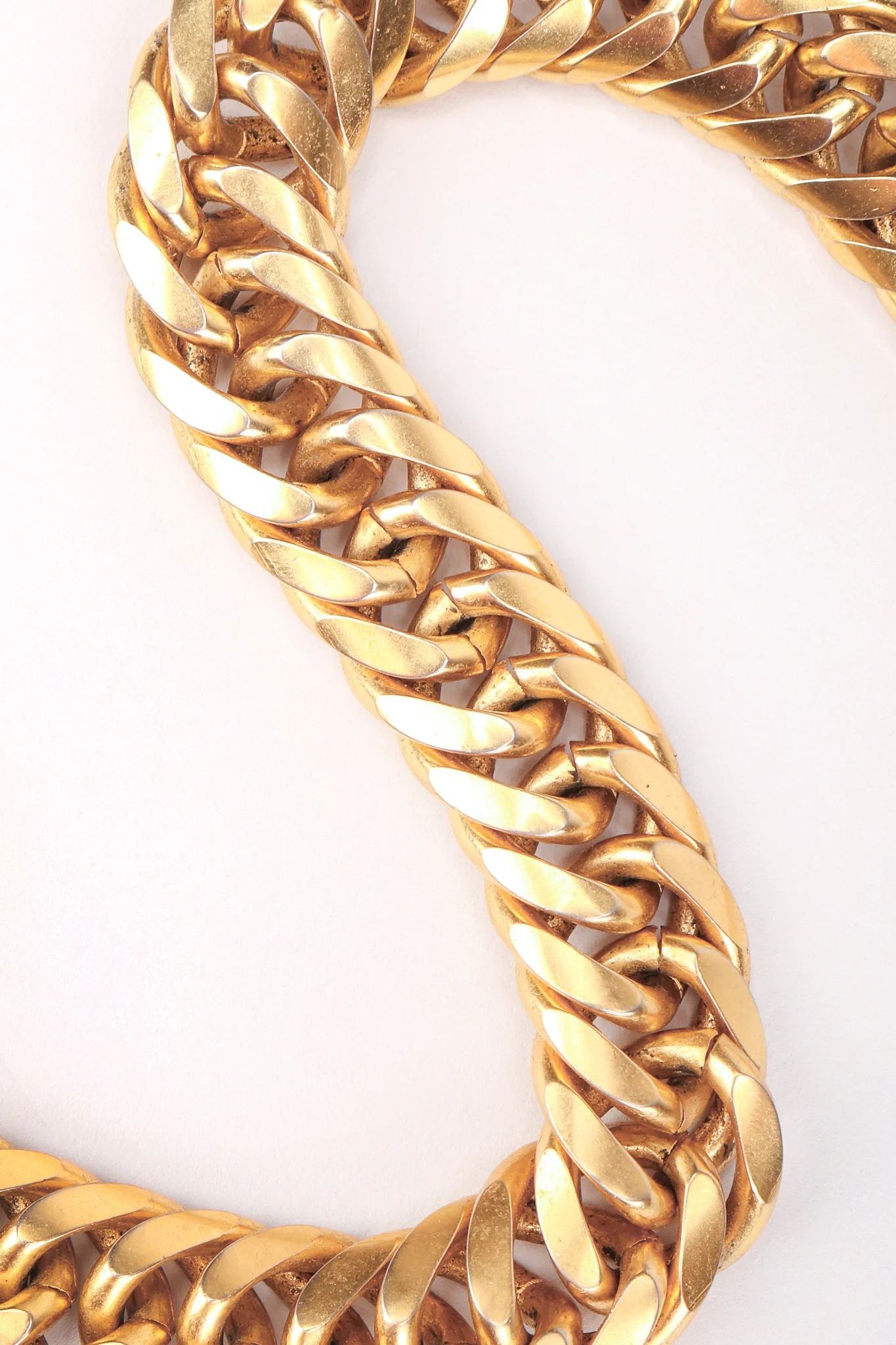 Curb Chain Logo Collar - Image 6