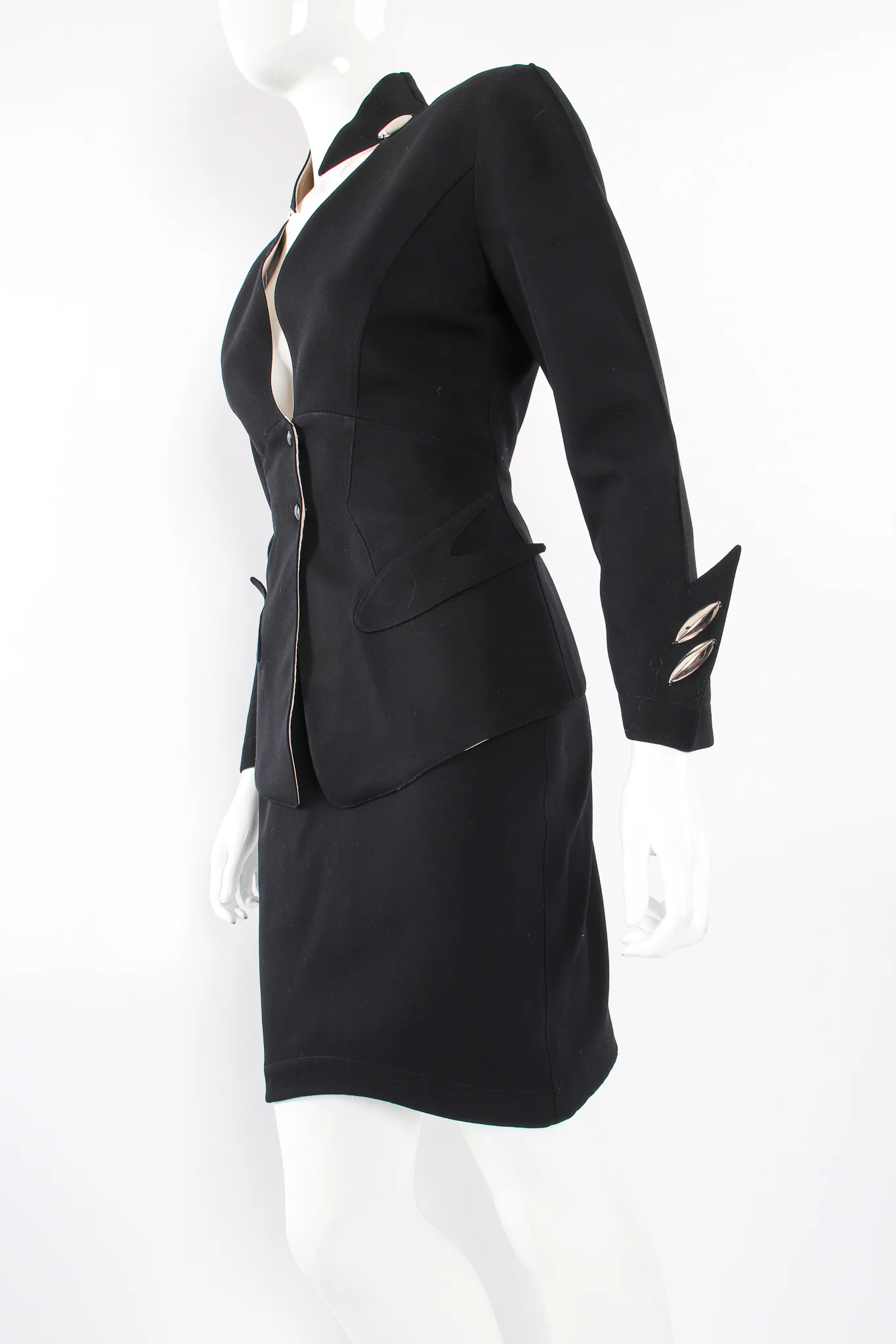 1980s Pointed Cutout Collar Jacket & Skirt Set - Image 2