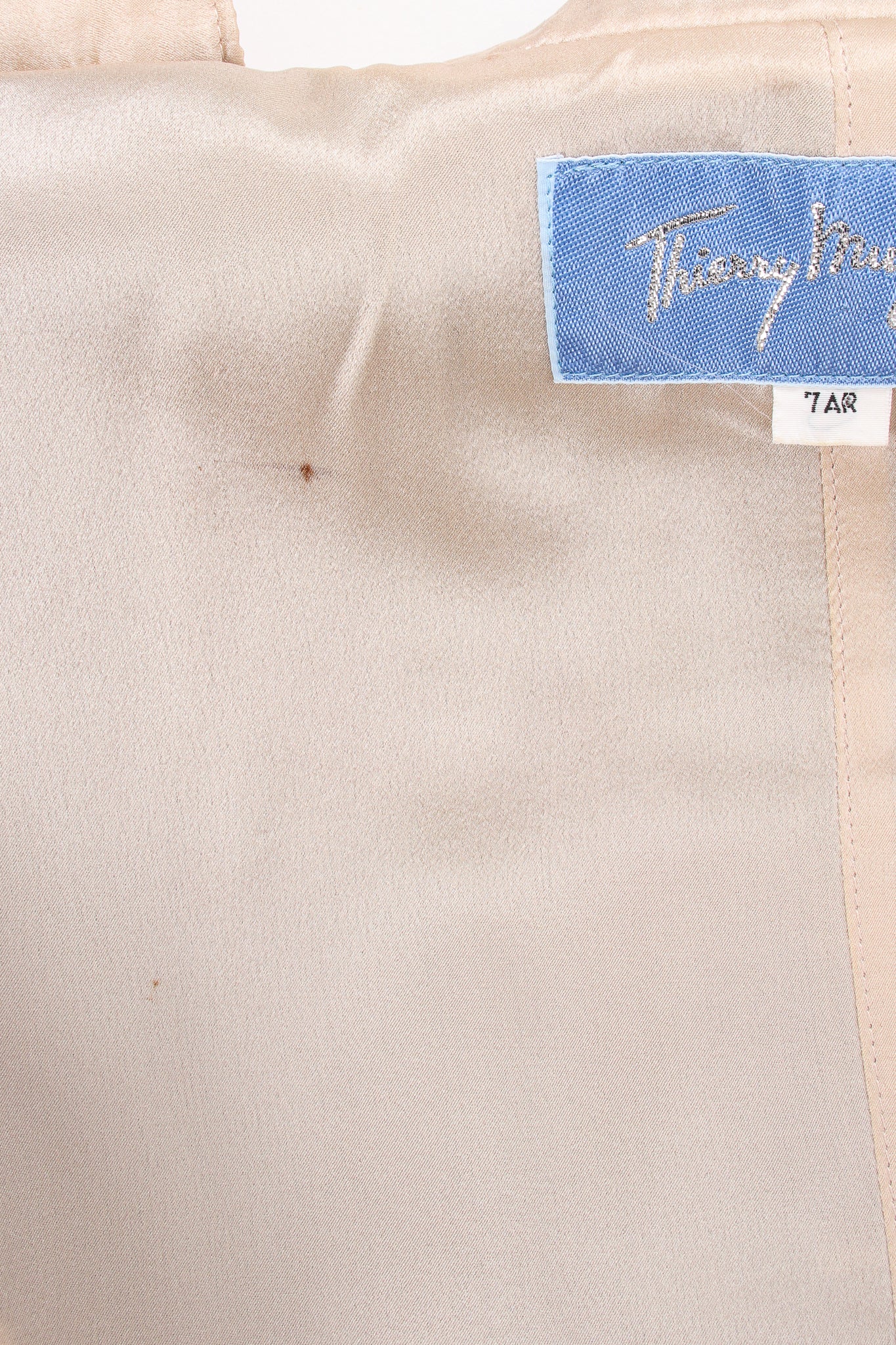 1980s Pointed Cutout Collar Jacket & Skirt Set - Image 20
