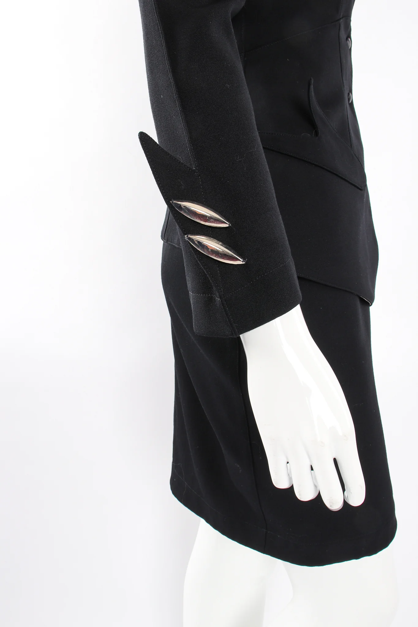 1980s Pointed Cutout Collar Jacket & Skirt Set - Image 4