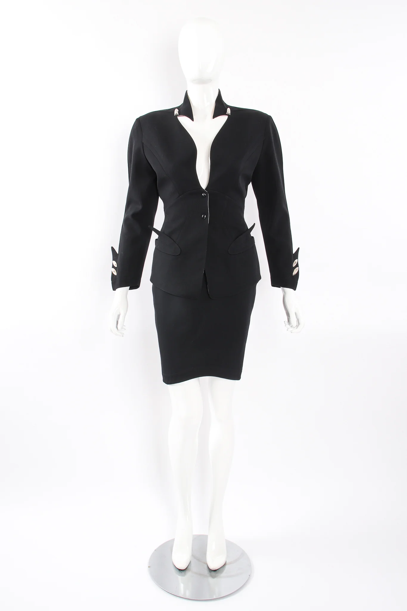 1980s Pointed Cutout Collar Jacket & Skirt Set - Image 5