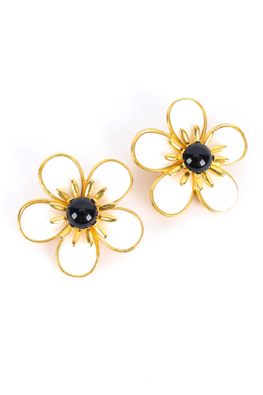 Daisy Earrings and Bracelet Set - Image 6