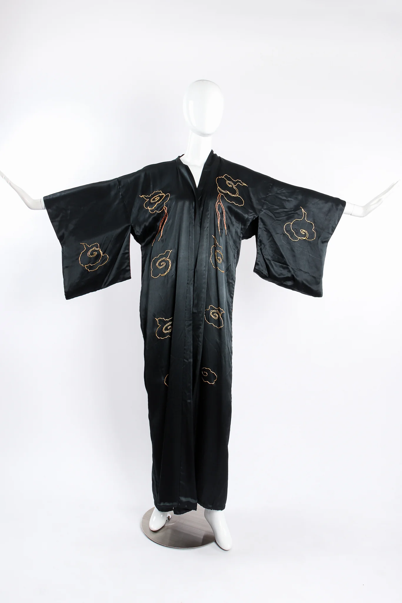 Dancing Dragon Kimono - Image 2