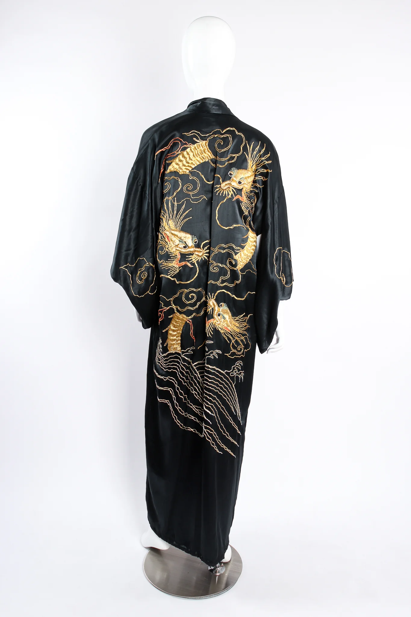 Dancing Dragon Kimono - Image 7