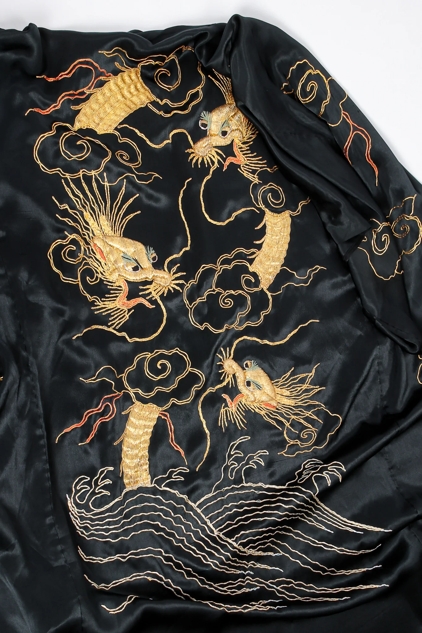 Dancing Dragon Kimono - Image 9