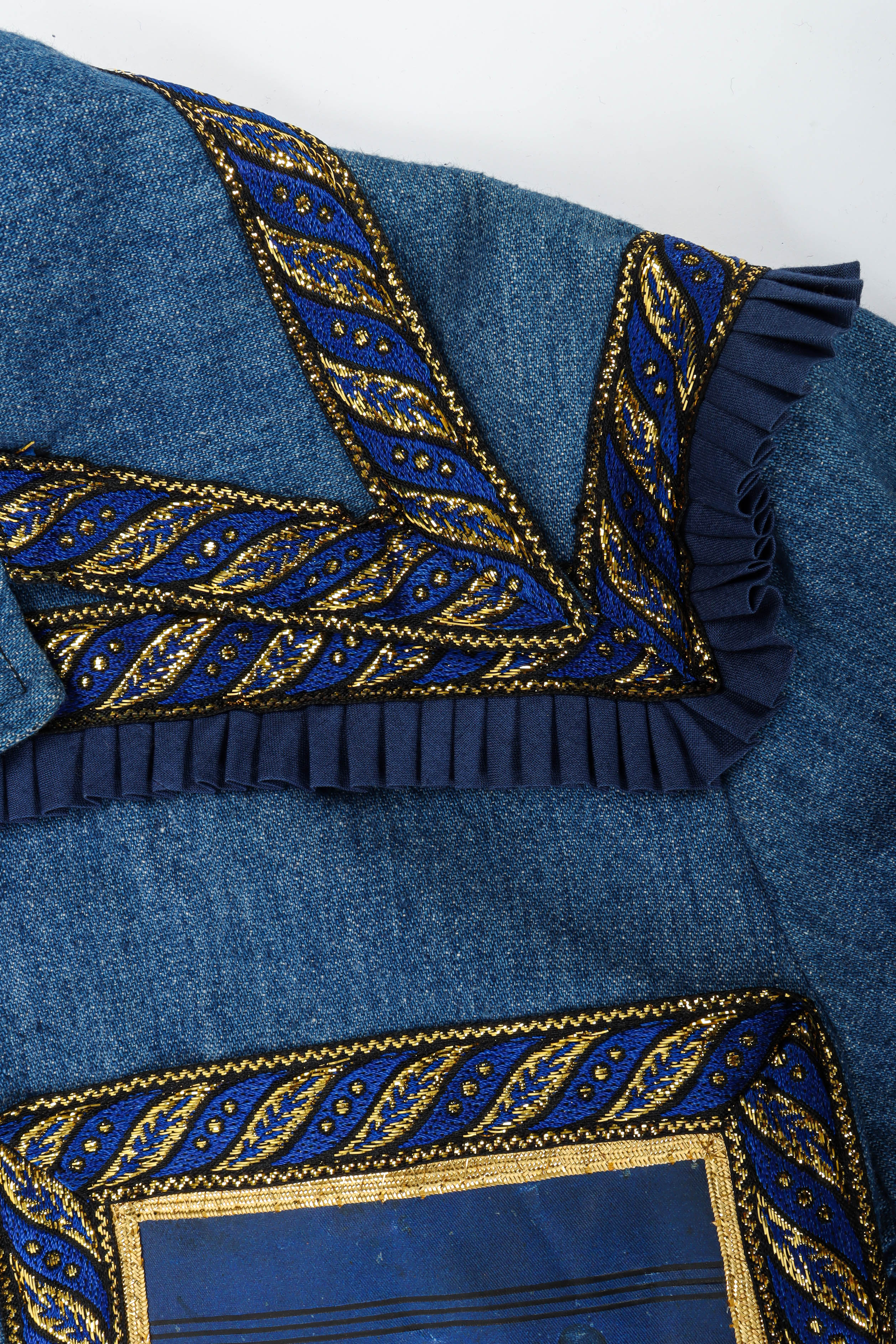 Destination Covers Denim Jacket - Image 8