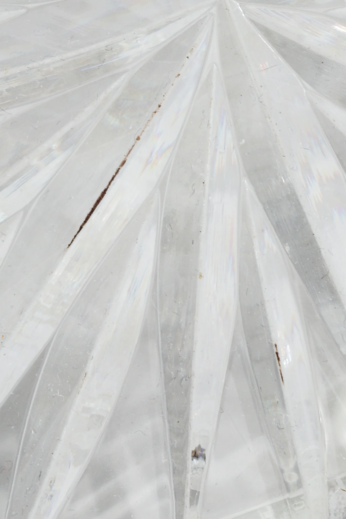 Diamond-Cut Lucite Box Bag - Image 15