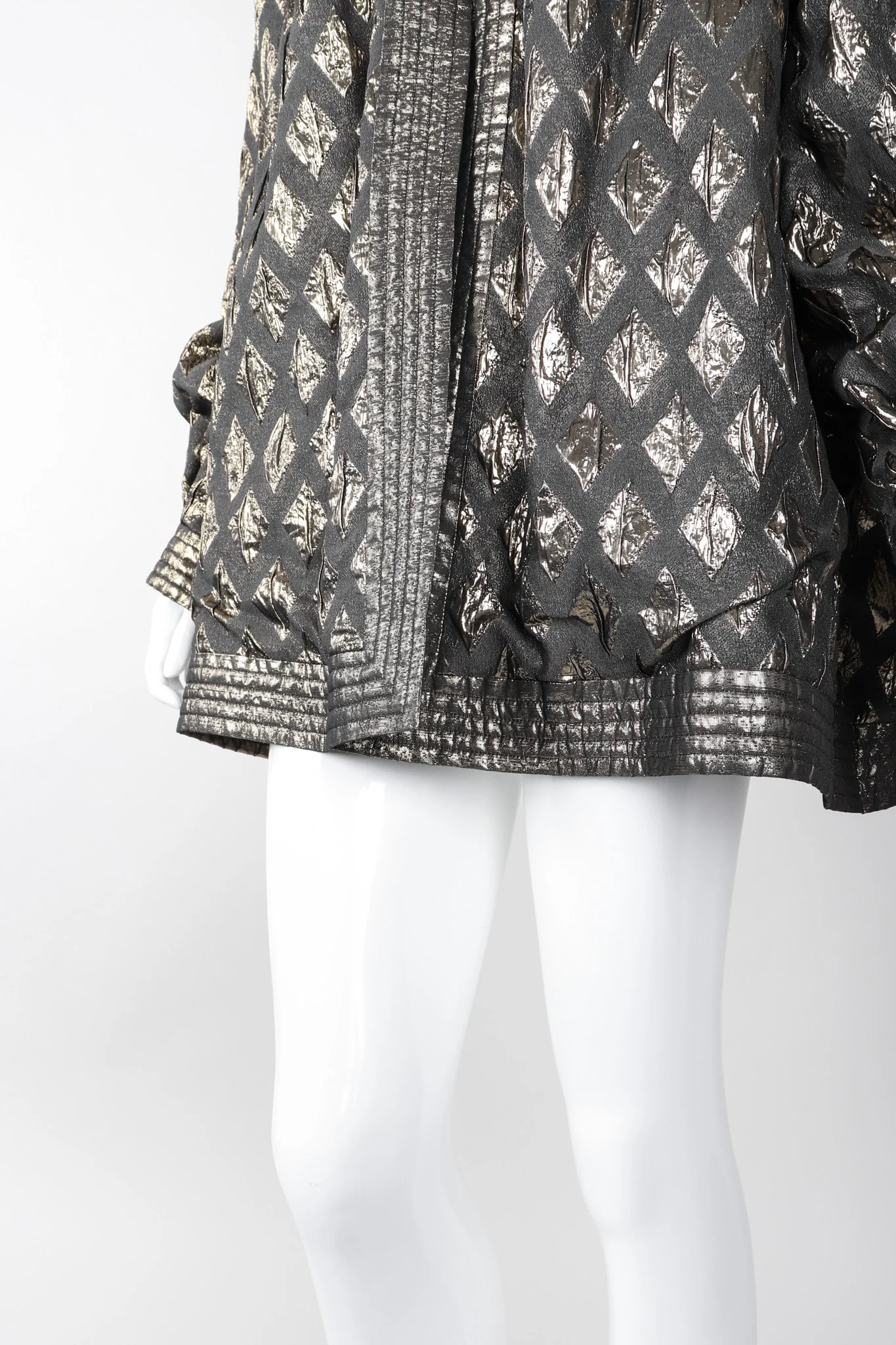 Diamond Lamé Fur Collar Coat - Image 10