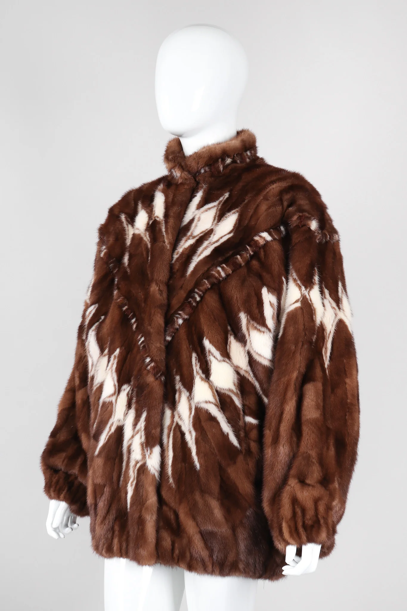 Diamond Mink Coat - Image 3
