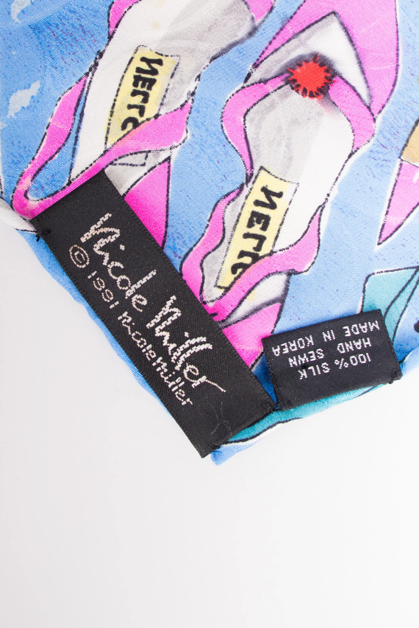 Dolce Vita Primping Scarf - Image 10