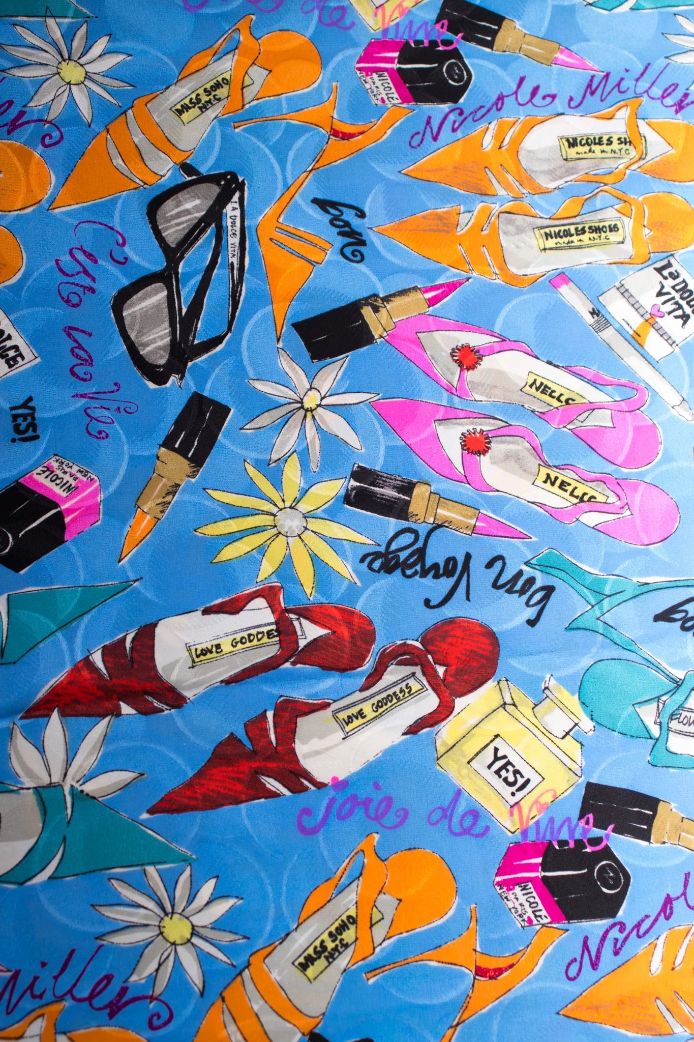 Dolce Vita Primping Scarf - Image 7