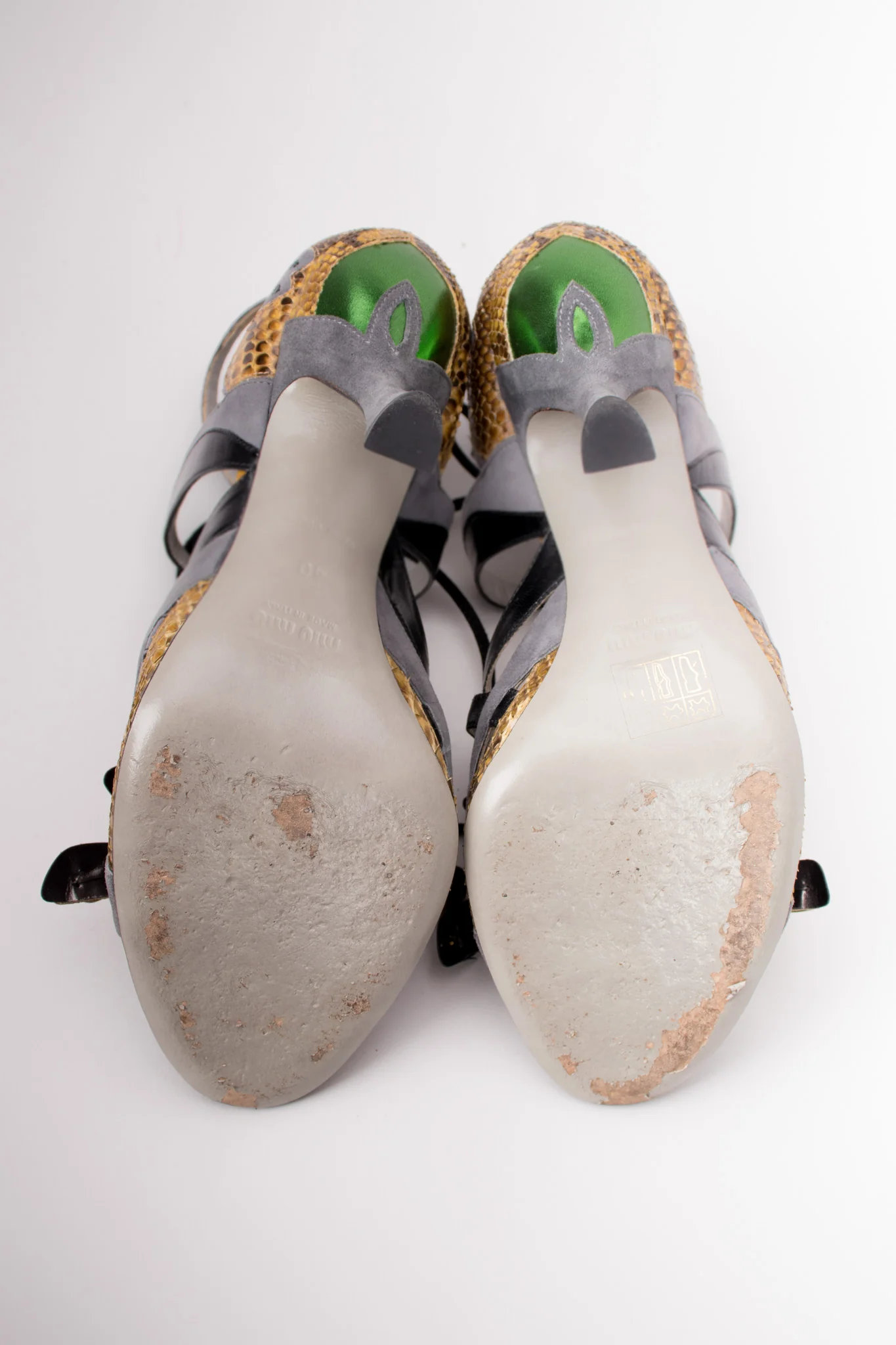 Dragonfly Heels - Image 17