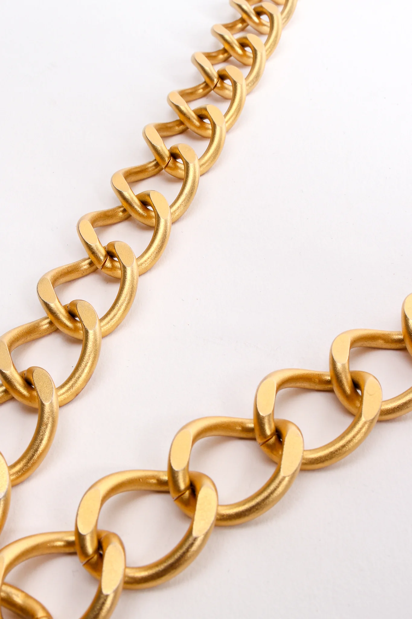 Draped Multi Mixed Chain Belt - Image 7