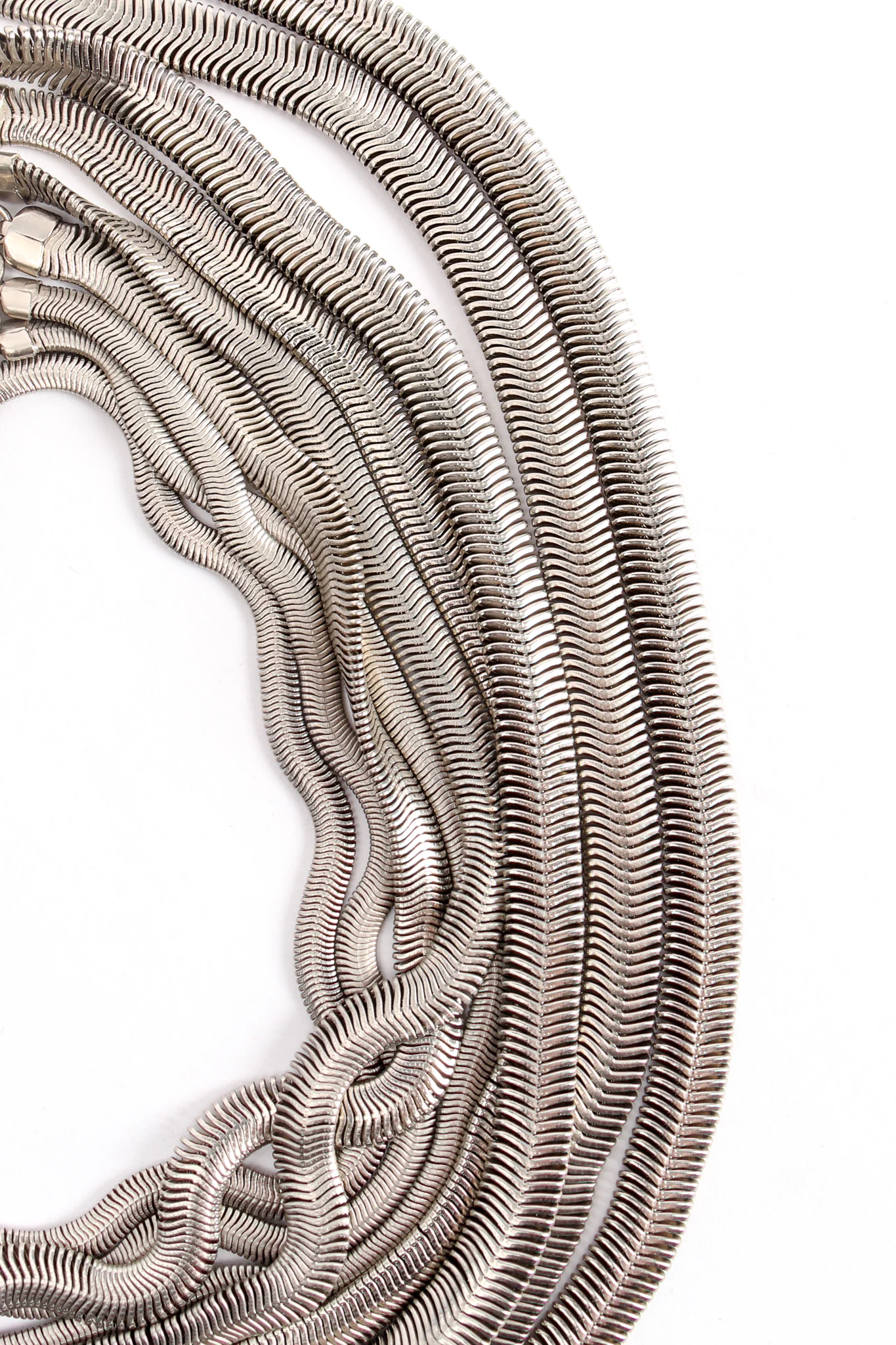 Draped Snake Chain Choker Collar - Image 5