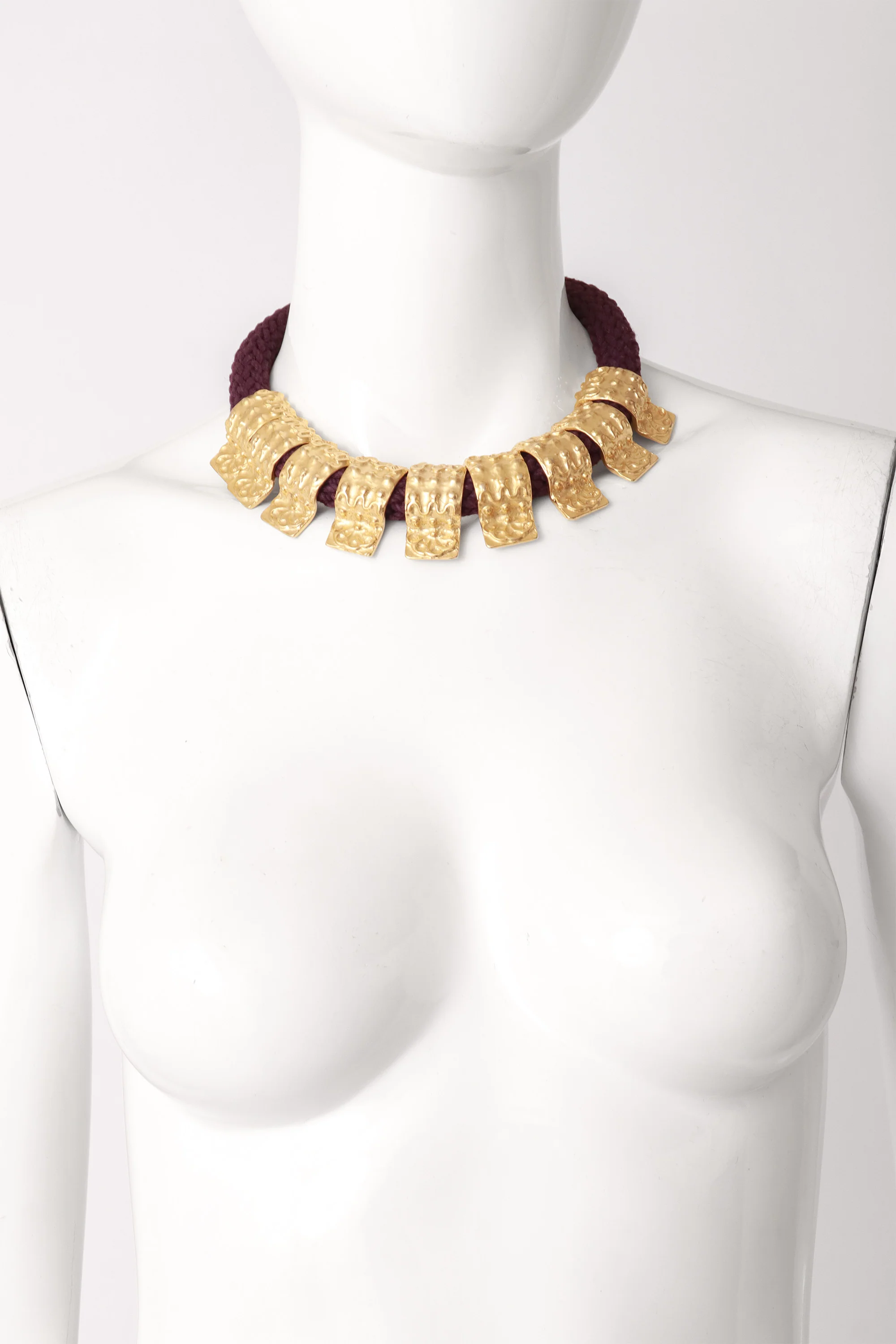 Egyptian Revival Textured Bar Collar - Image 2
