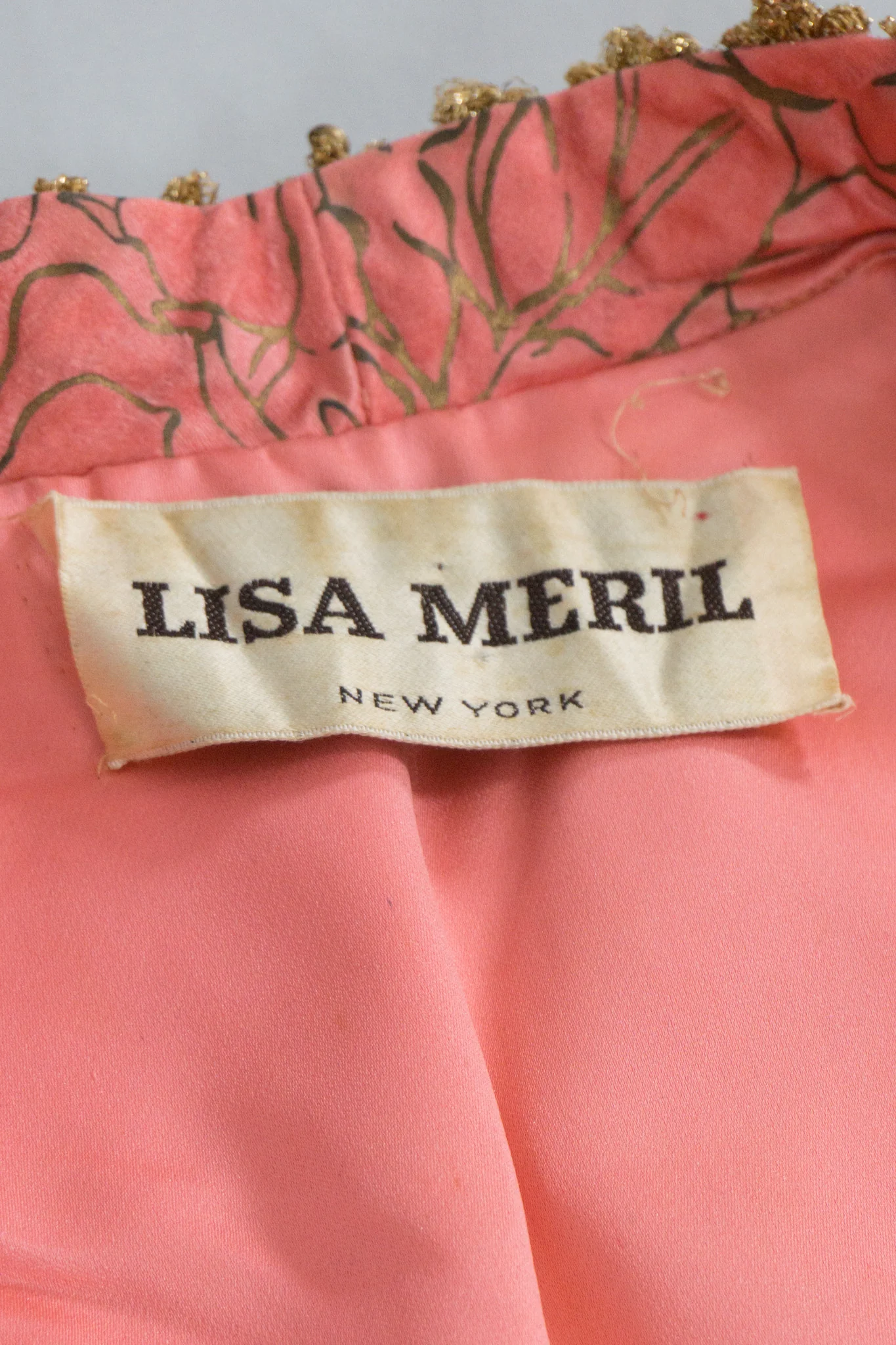 Embellished Floral Cropped Vest - Image 11