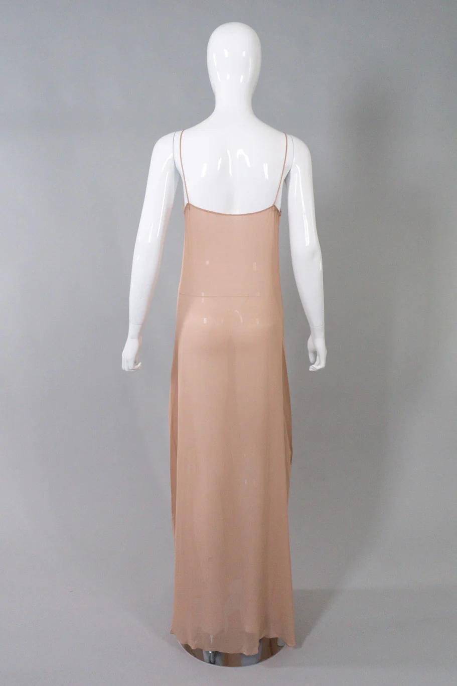 2016 Cruise Embellished Lace Gown - Image 9