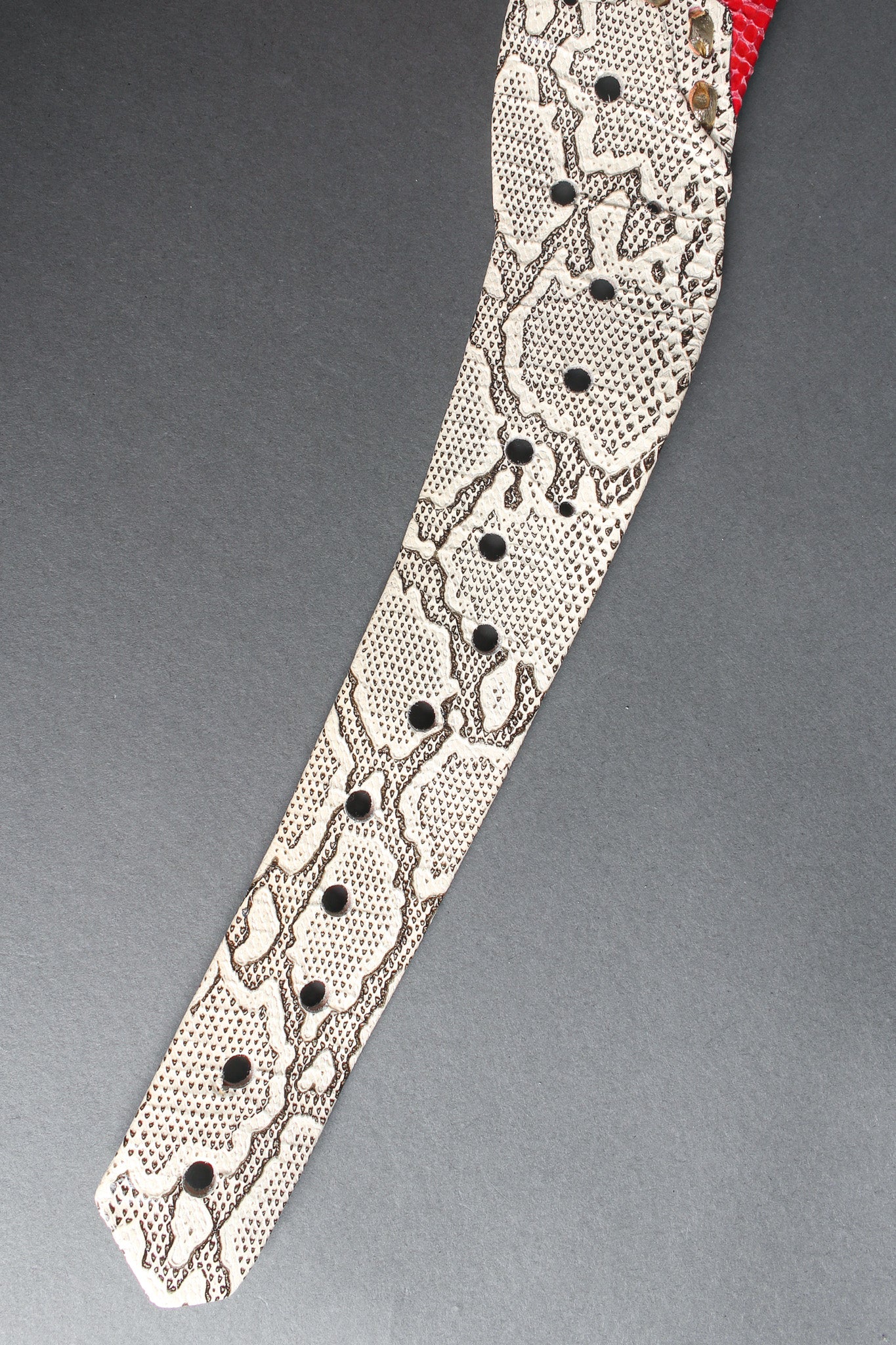 Embellished Reptile Key Waist Belt - Image 7